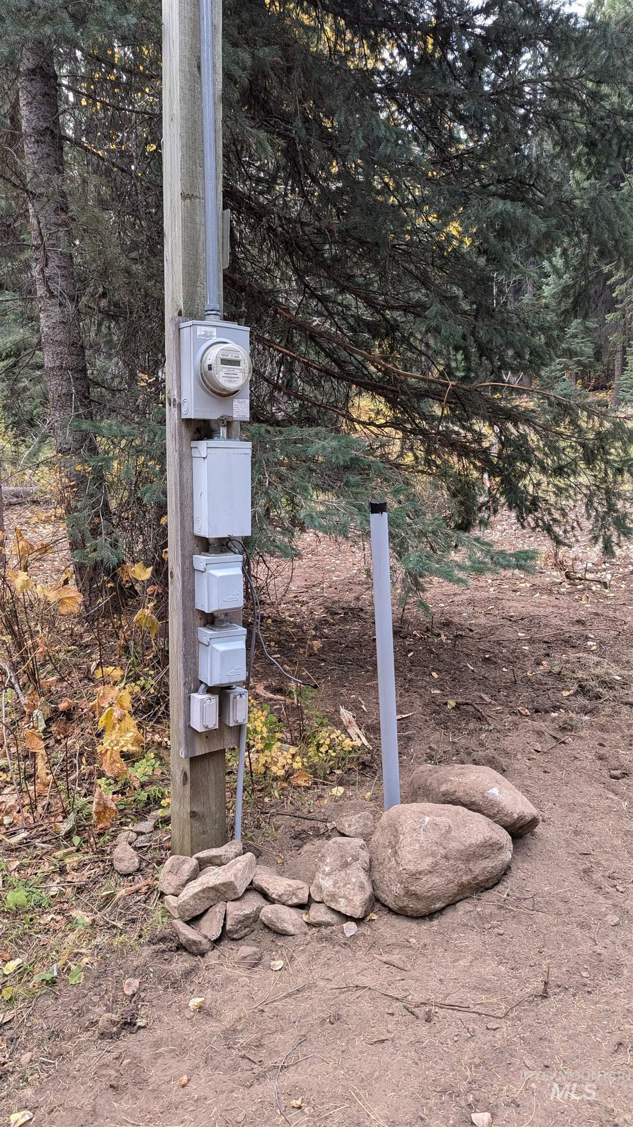 1608 Bear Trail Loop Property Photo 8