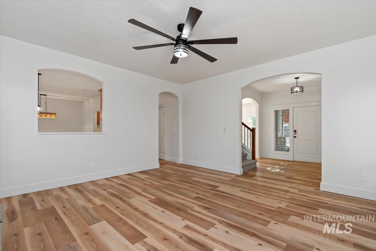 6105 S Egmont Ave. Property Photo 10