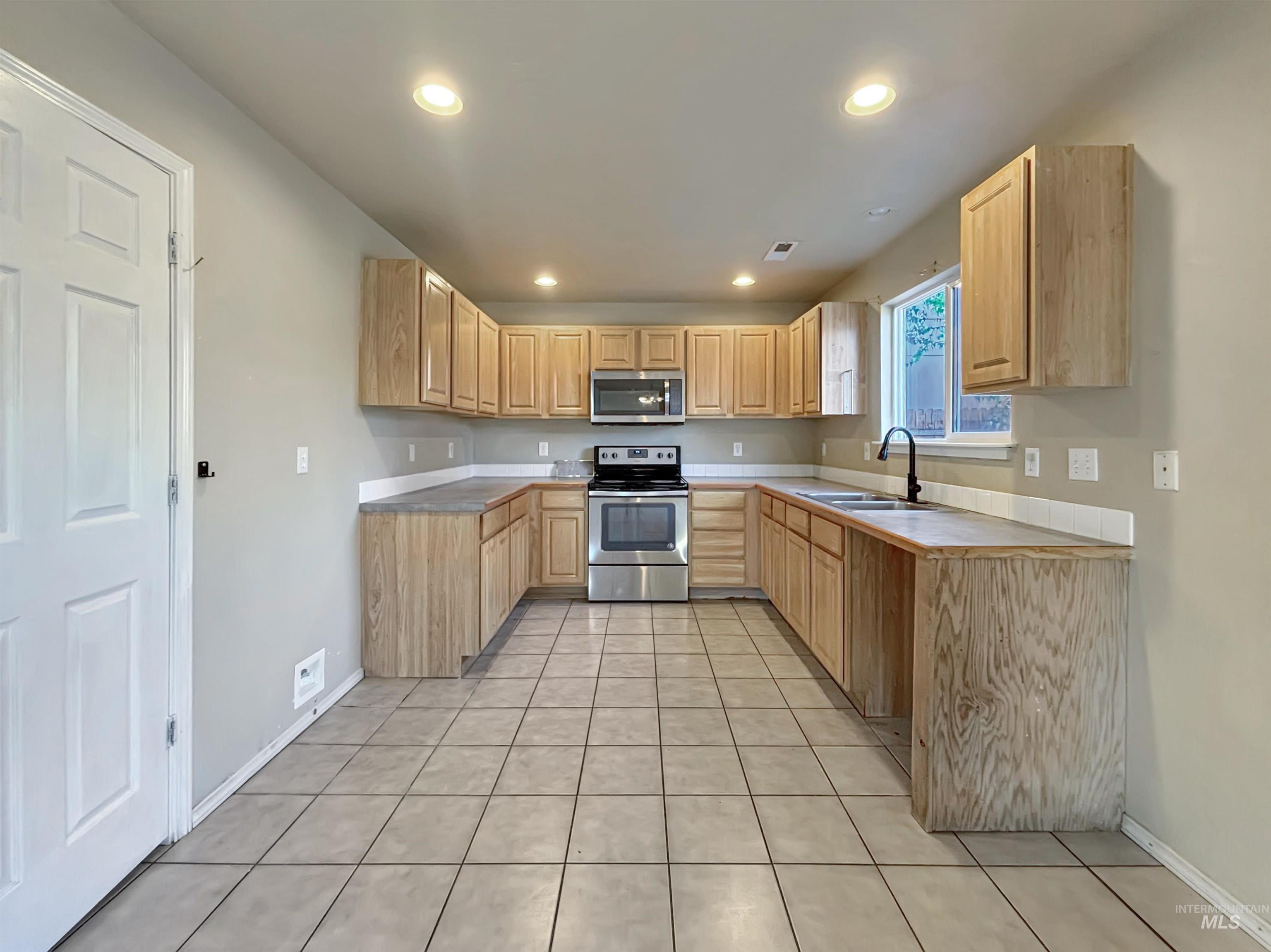 118 Parkland Way Property Photo 12