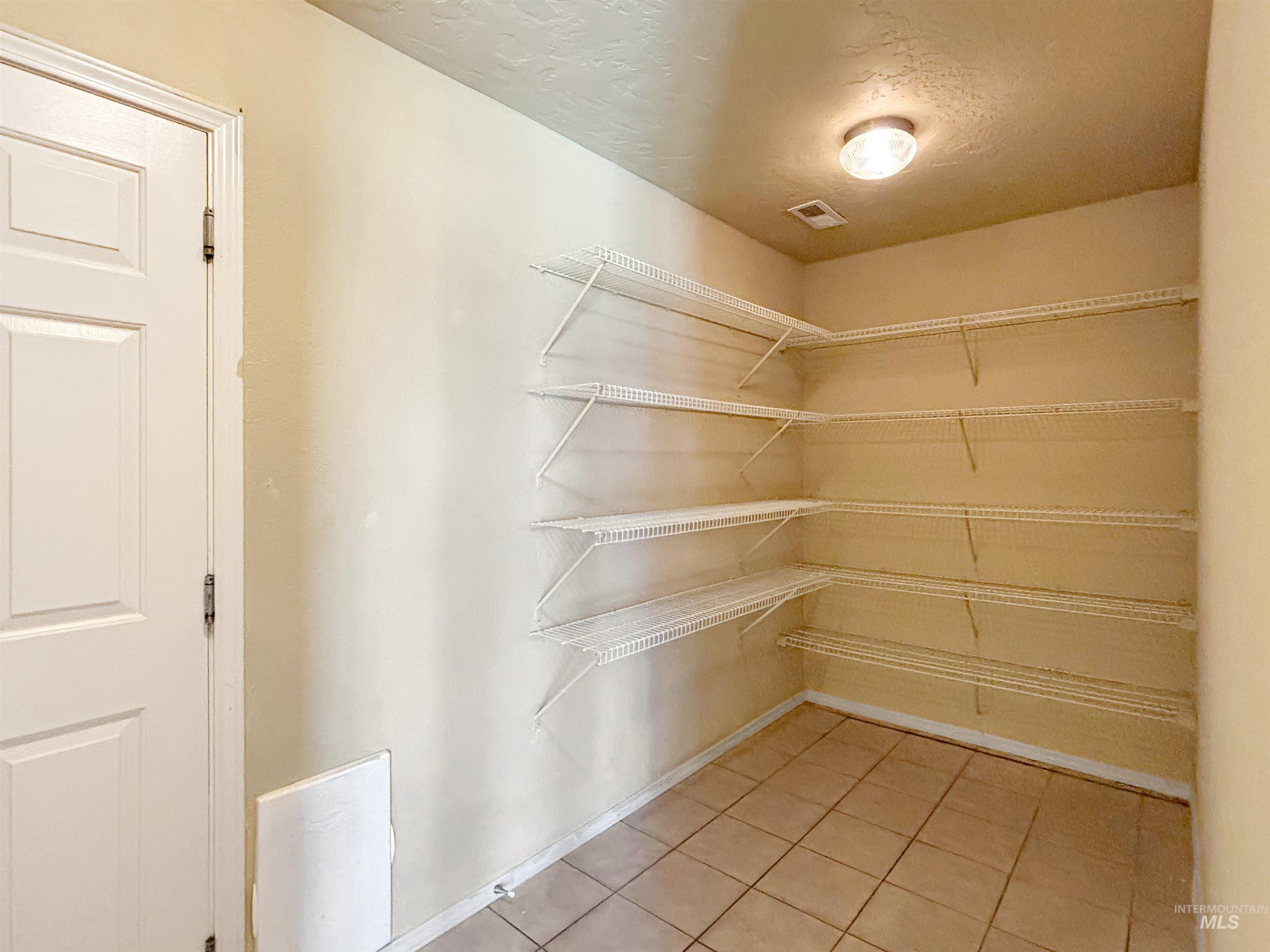118 Parkland Way Property Photo 16