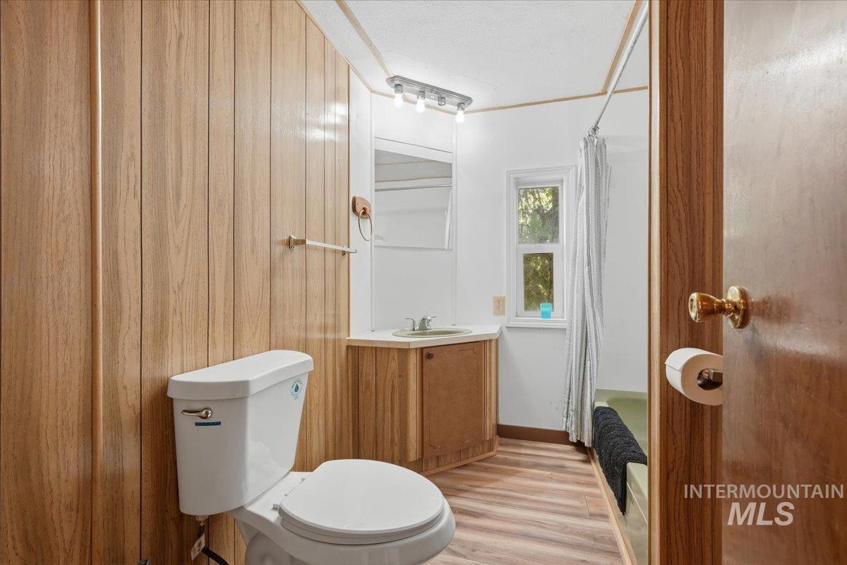 18177 Batt Corner Property Photo 17