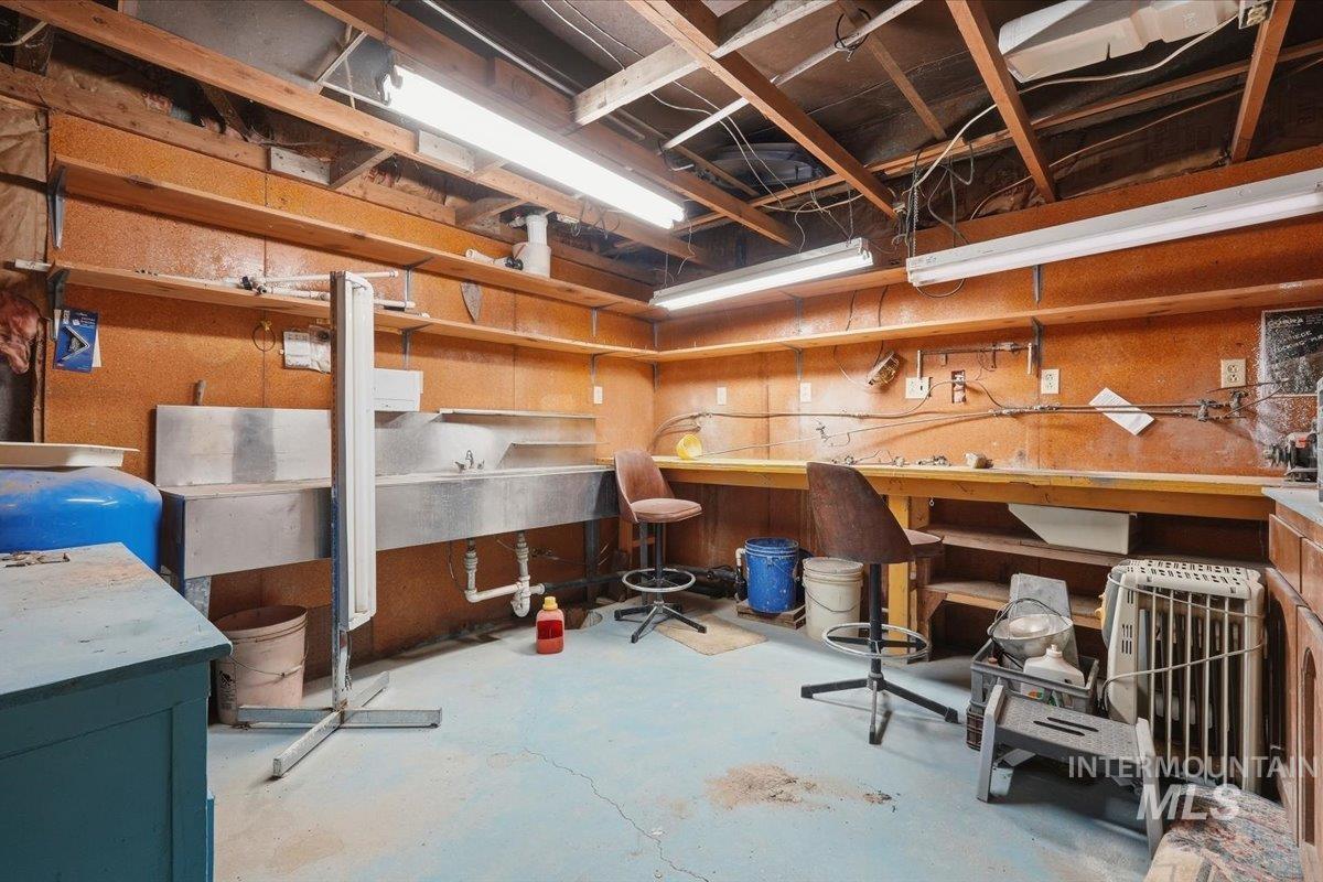 18177 Batt Corner Property Photo 23