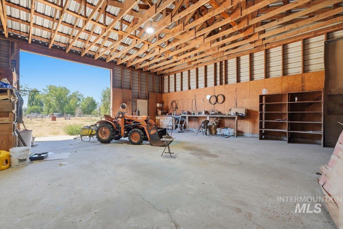 18177 Batt Corner Property Photo 27