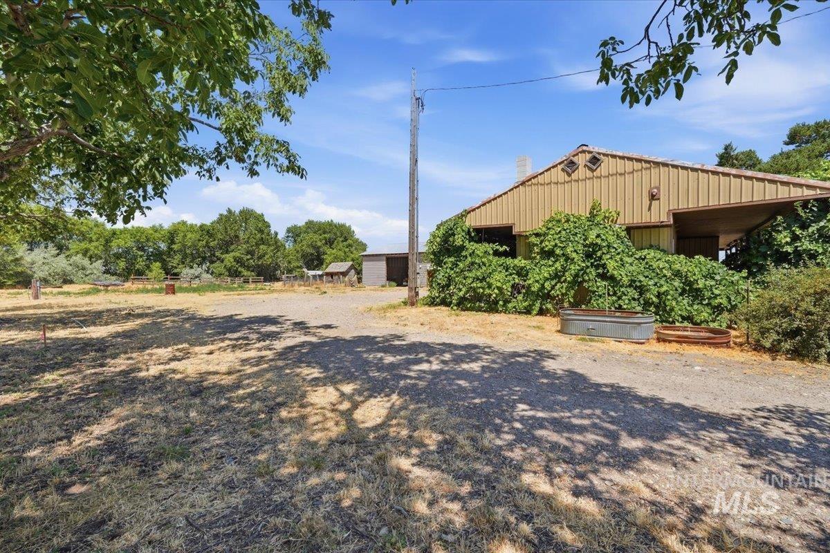 18177 Batt Corner Property Photo 29