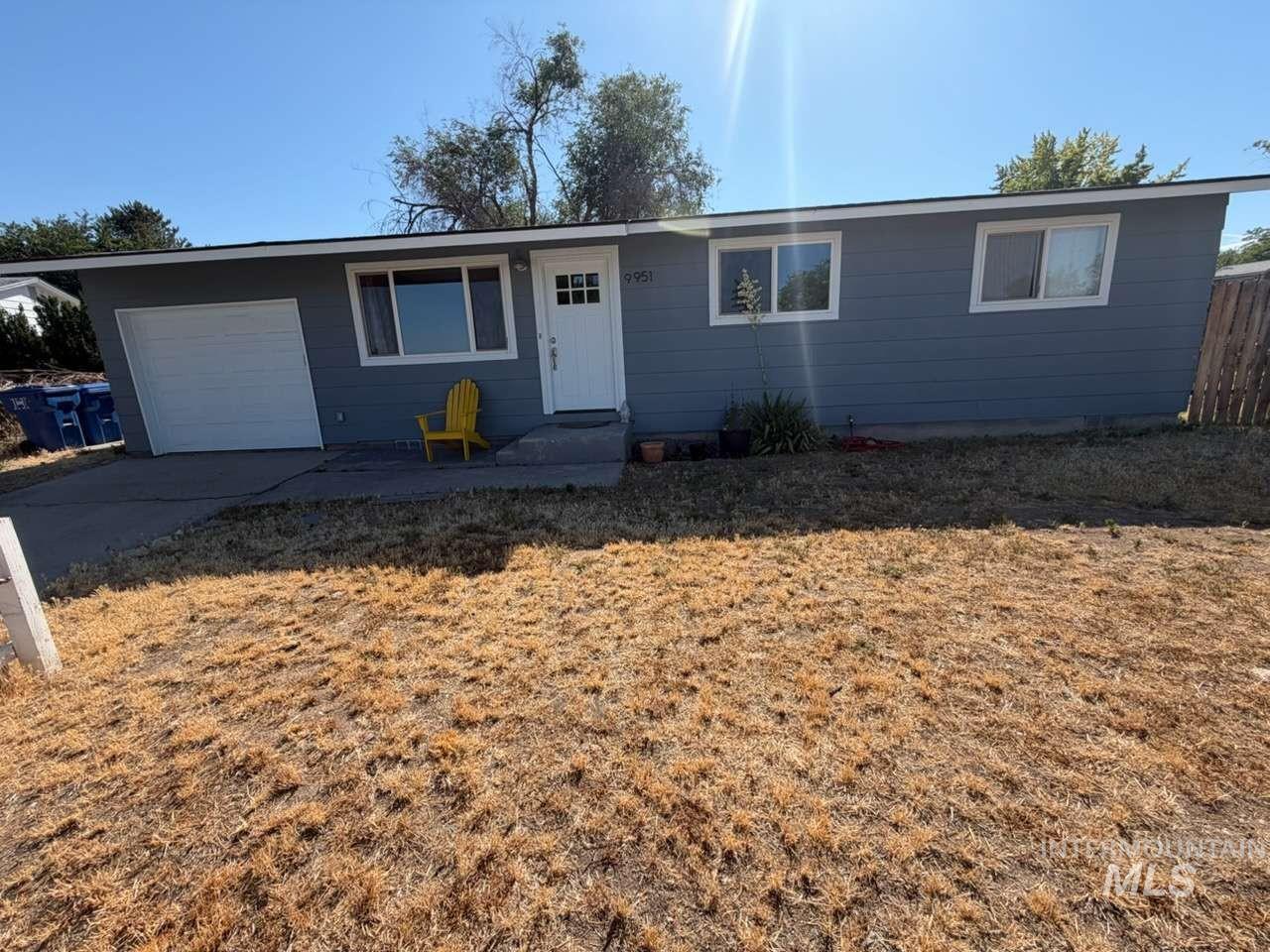 9951 W Fox Ridge Dr Property Photo 1