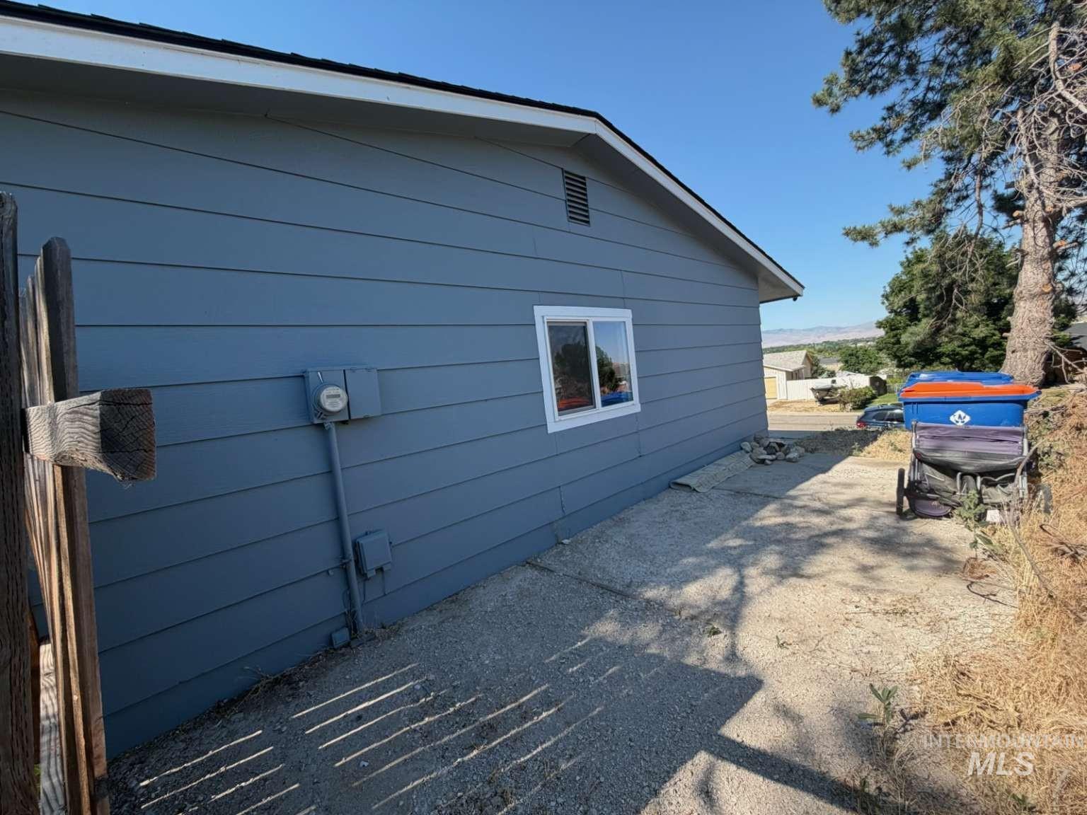 9951 W Fox Ridge Dr Property Photo 3