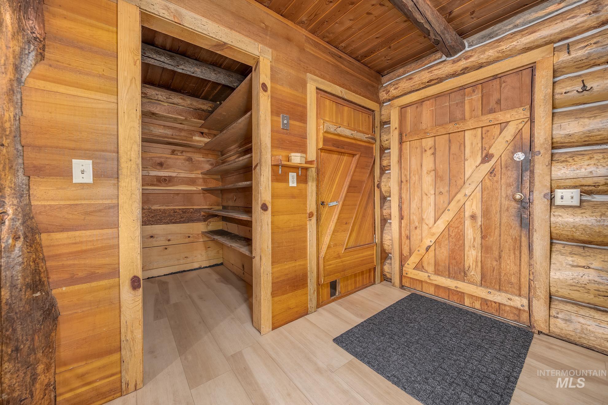 2150 Seid Creek Road Property Photo 6