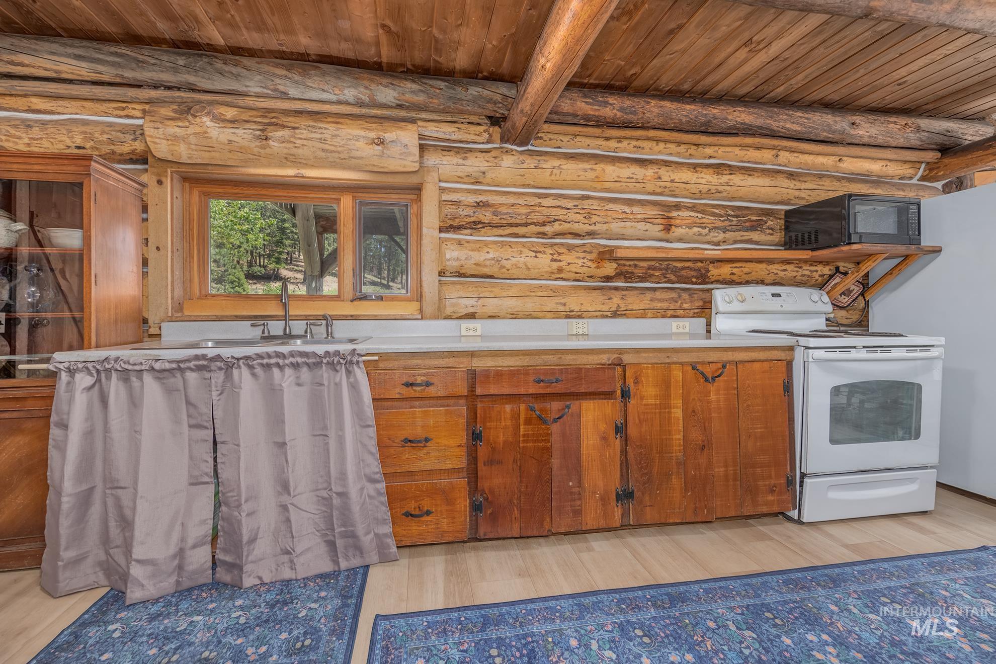 2150 Seid Creek Road Property Photo 7