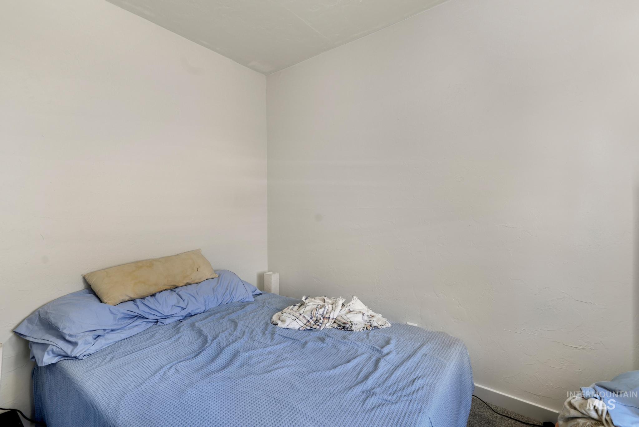 319/321 Idaho Street Property Photo 9