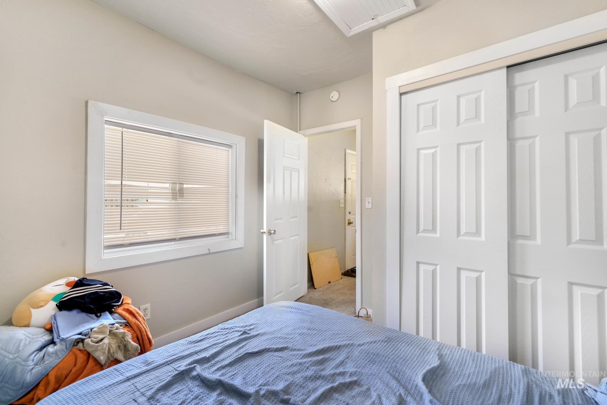 319/321 Idaho Street Property Photo 10