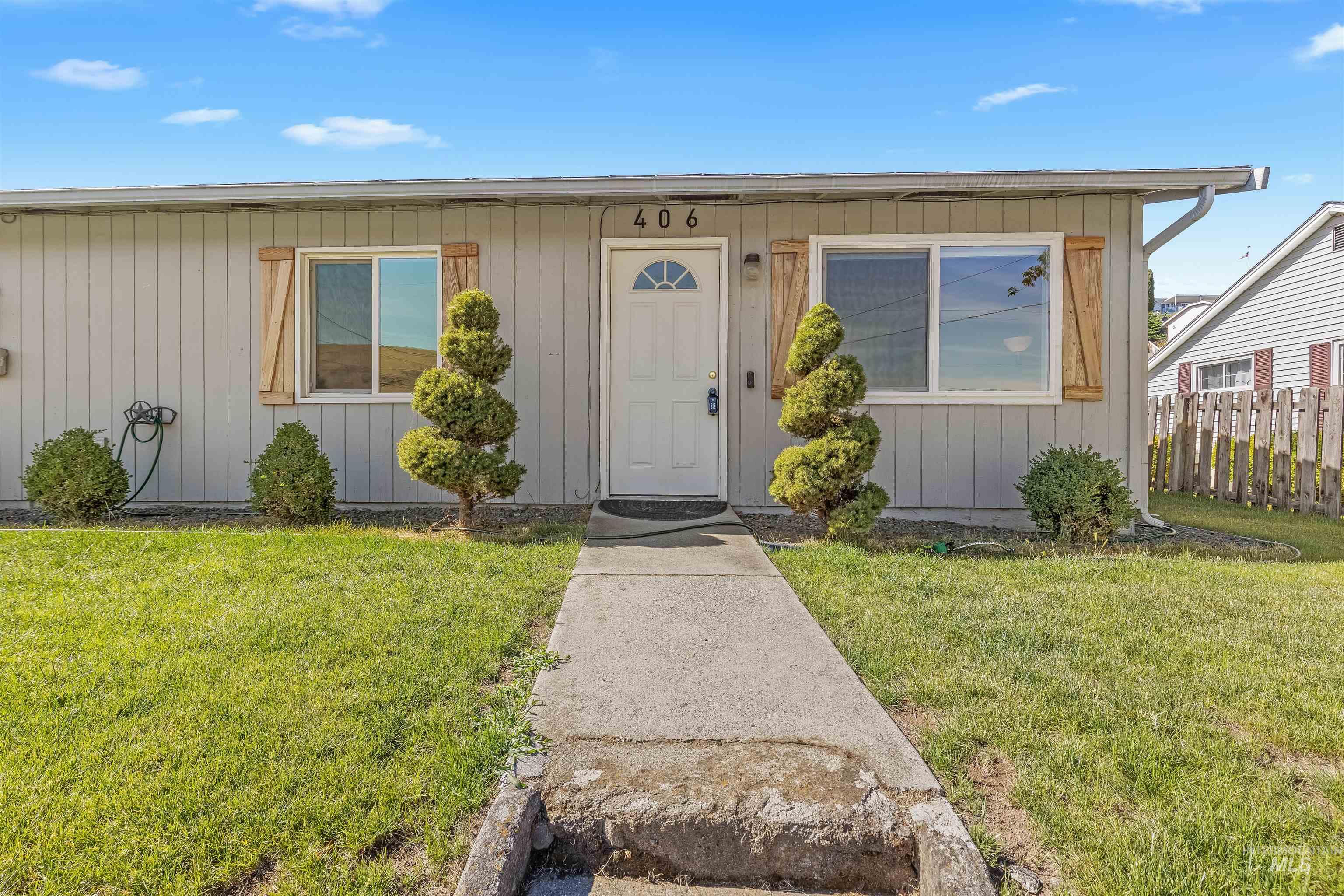 406 2nd Street Property Photo 3