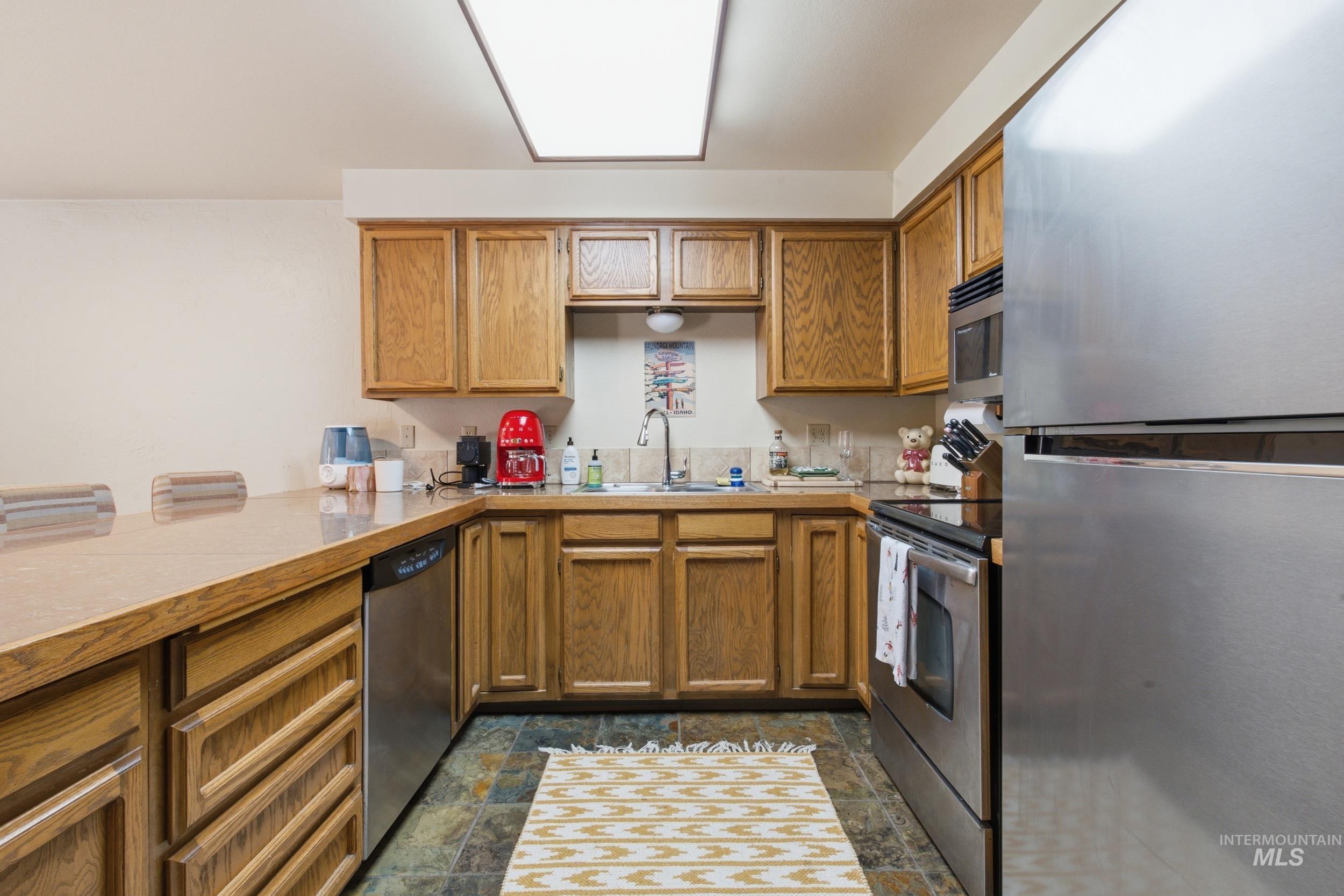 1607 Davis Ave #56 Property Photo 6