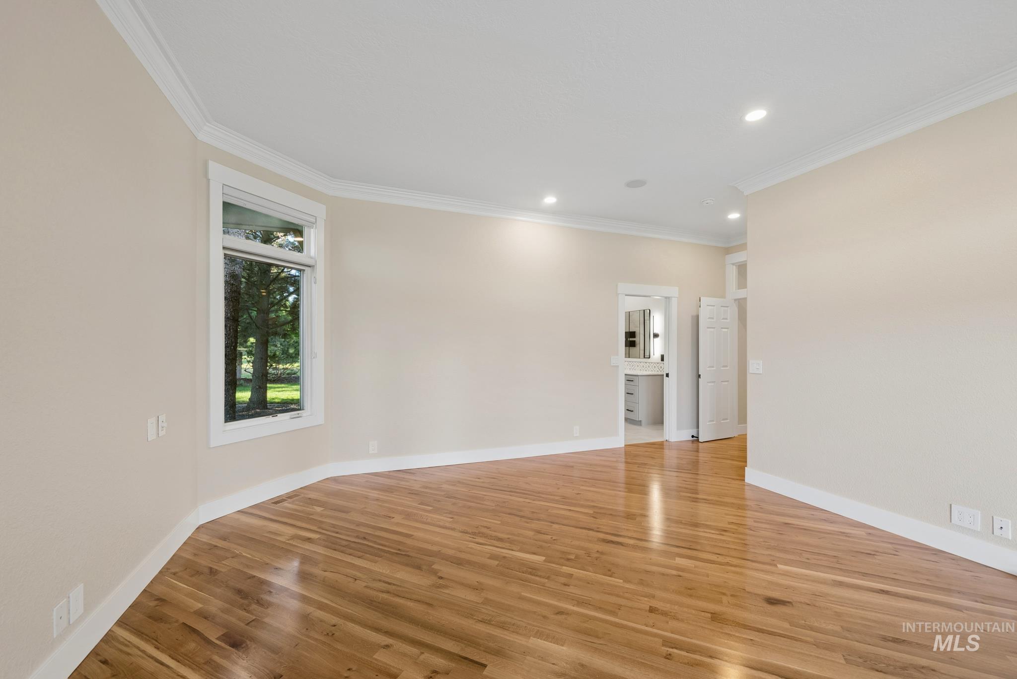 2050 S Artesian Rd Property Photo 25