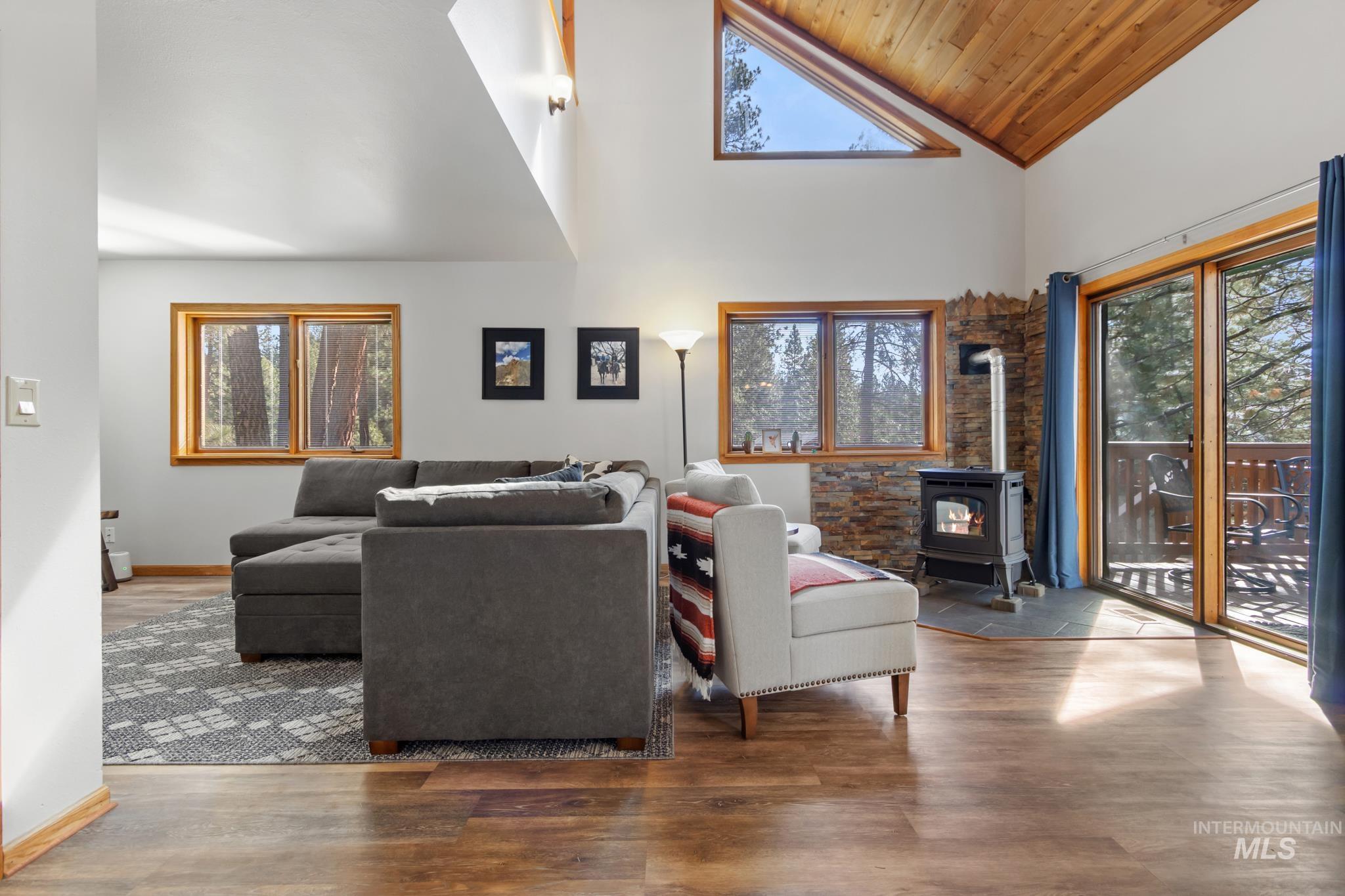 7 Elderberry Circle Property Photo 8