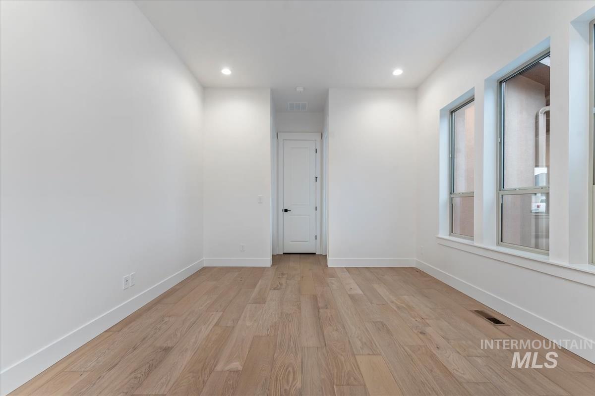 2138 N Ryde Ave. Property Photo 29