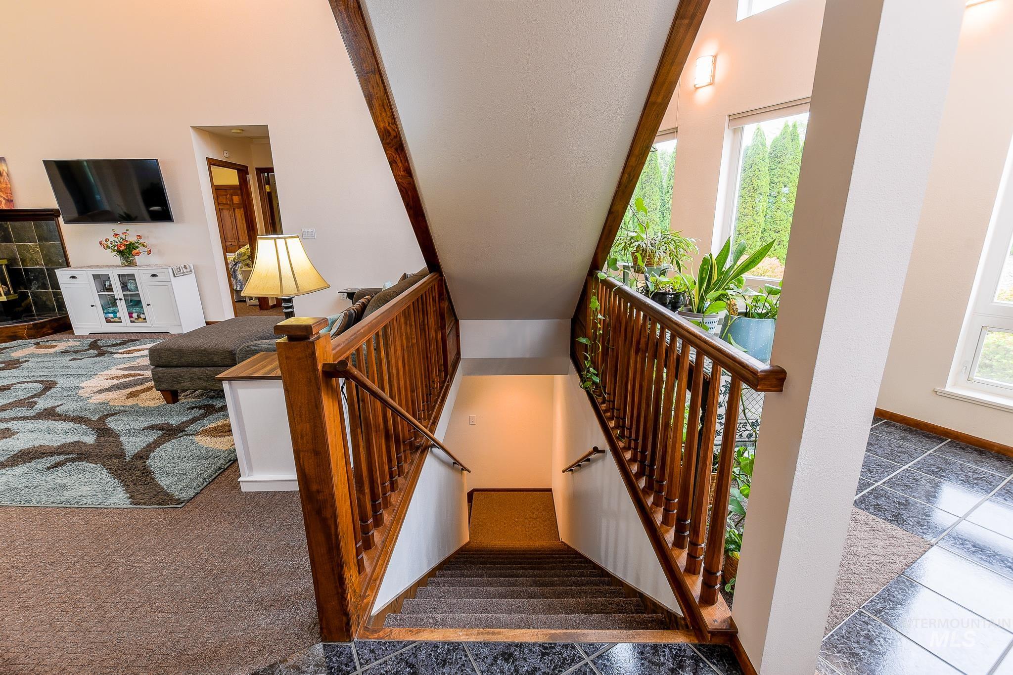 653 Indian Hills Drive Property Photo 31