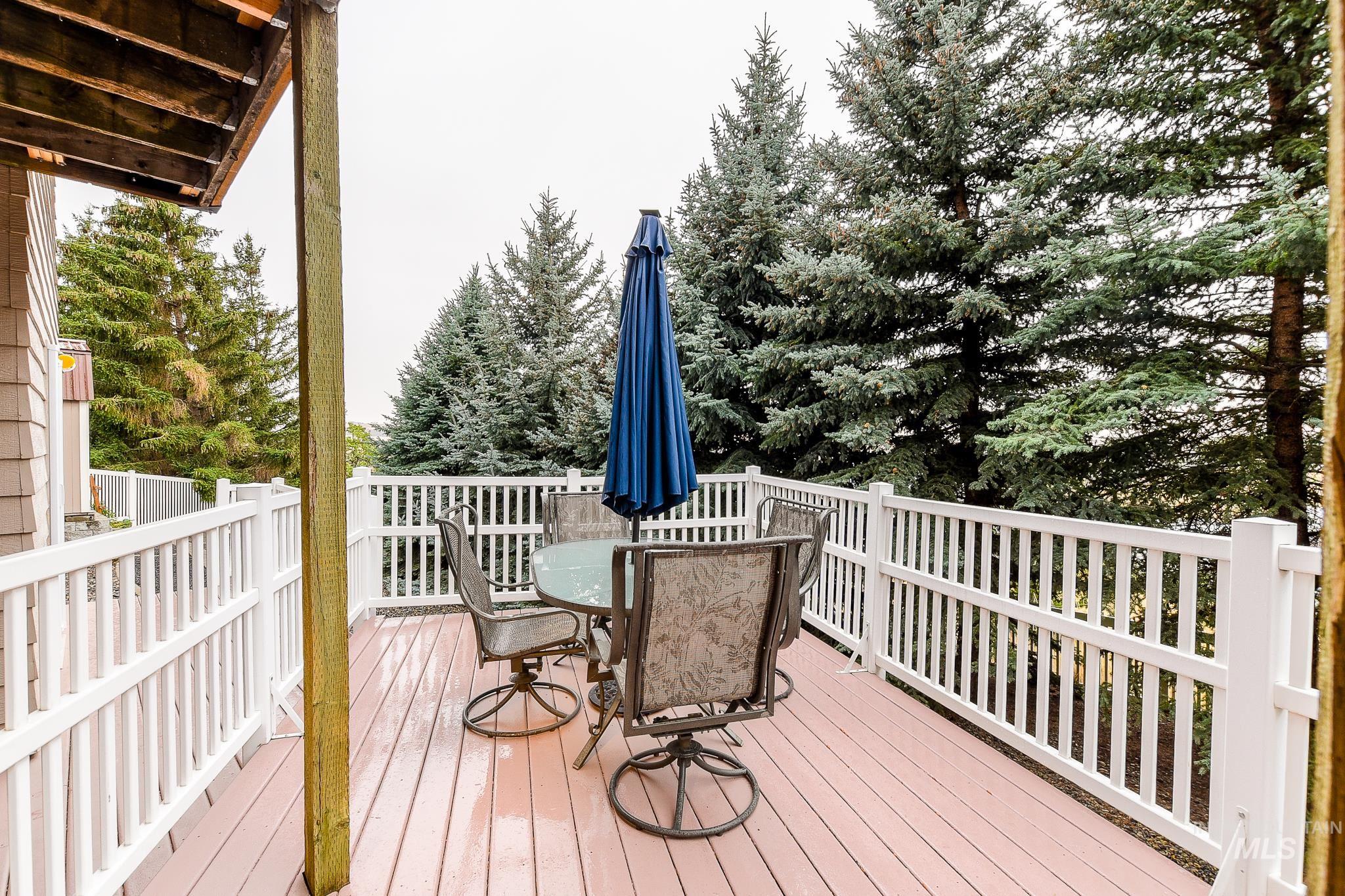 653 Indian Hills Drive Property Photo 41