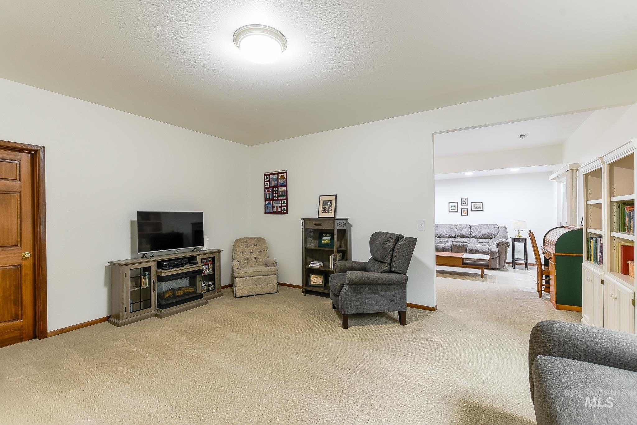 653 Indian Hills Drive Property Photo 45