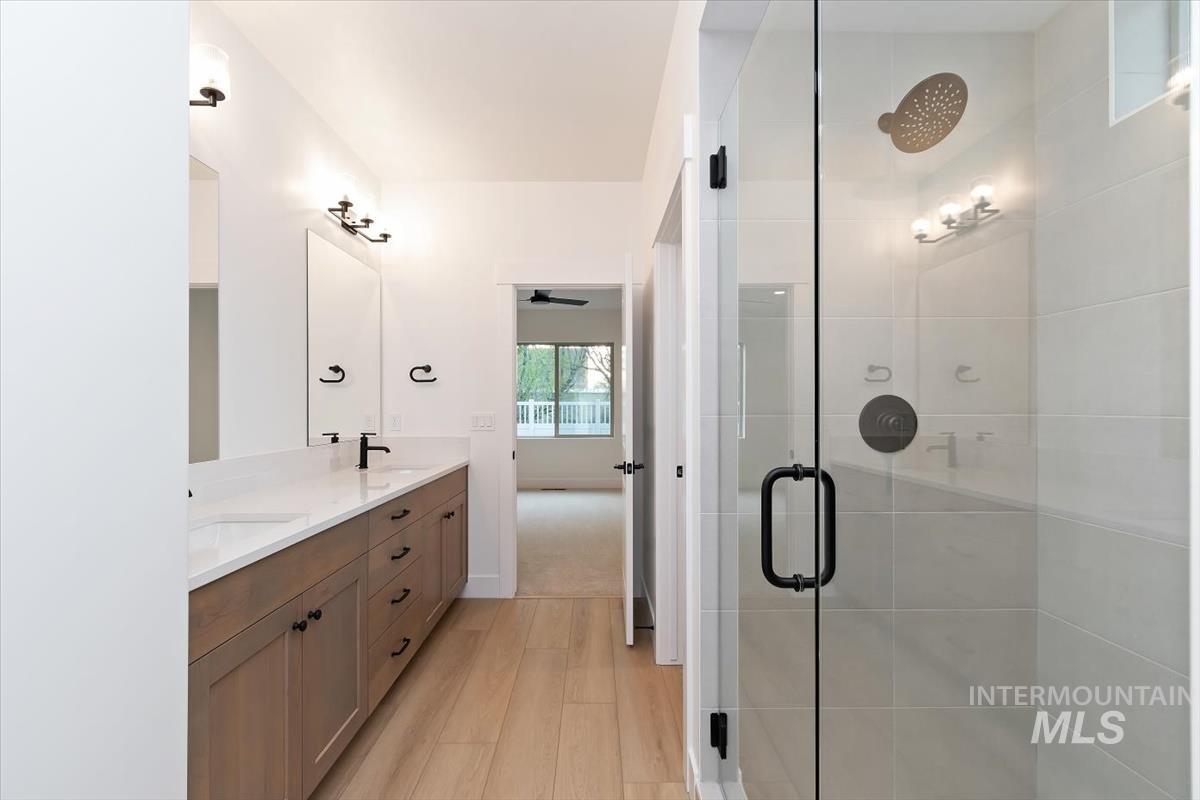 3411 Helios St. Property Photo 28