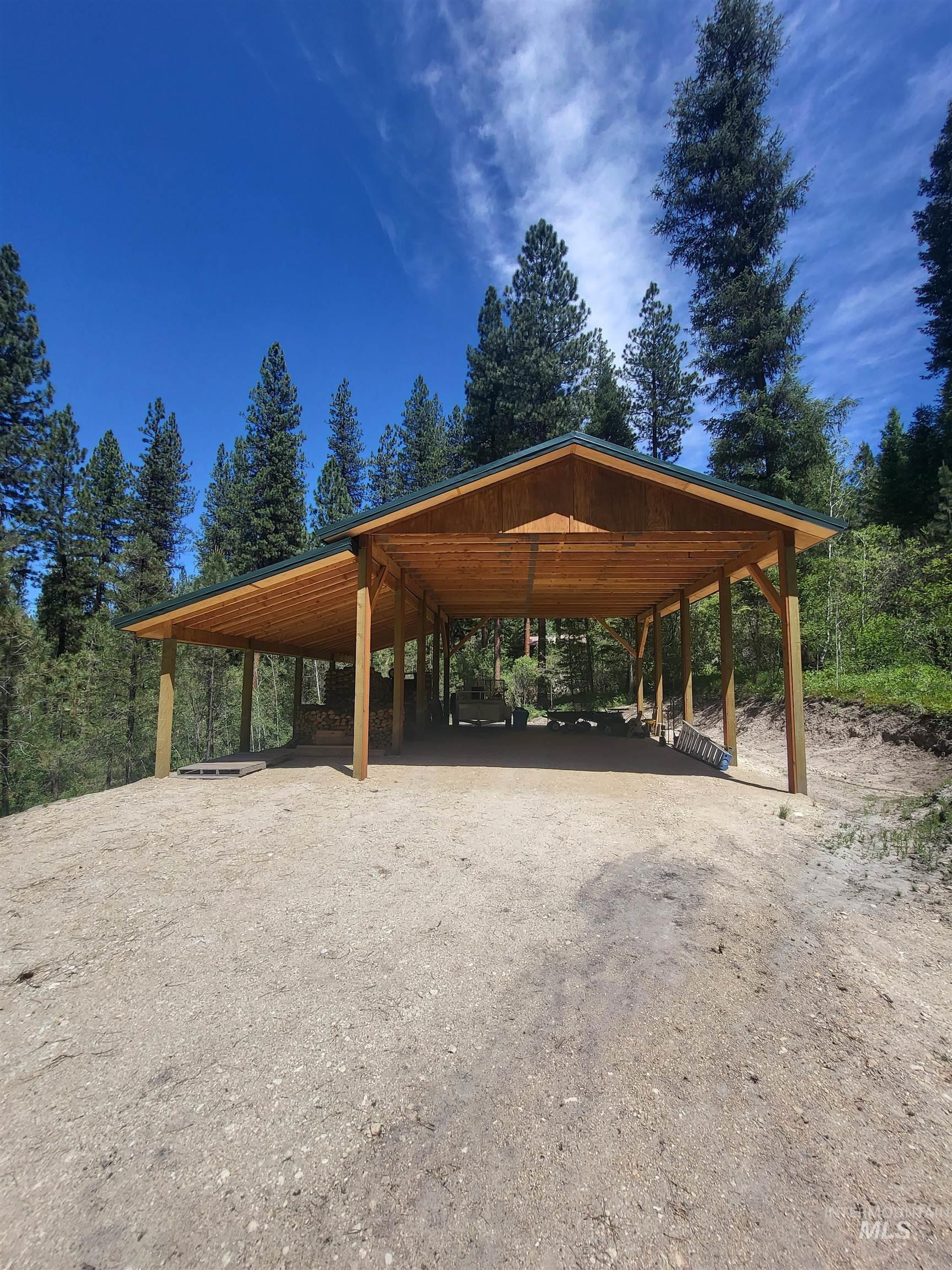 11 Riverstone Bend Property Photo 6