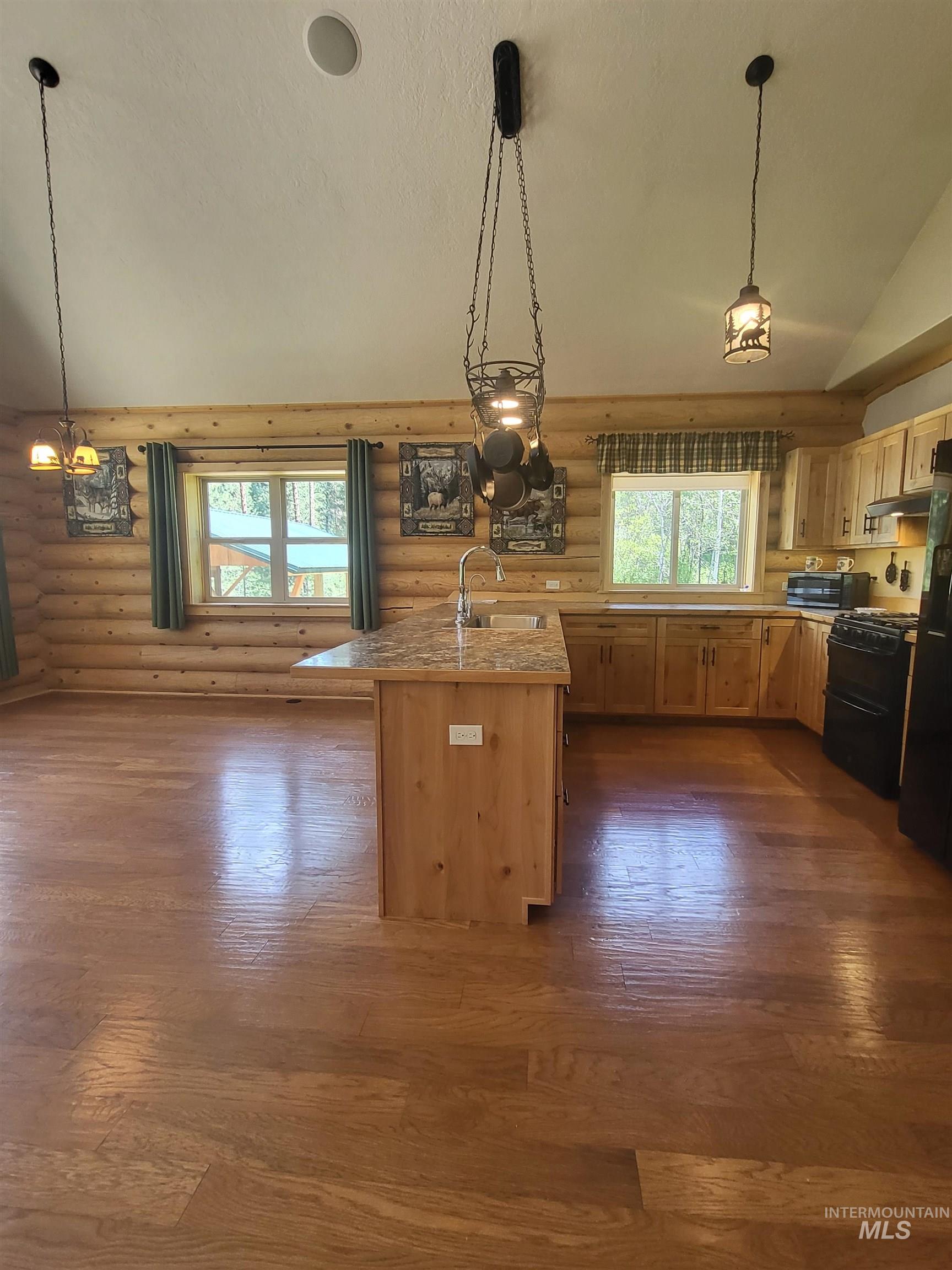 11 Riverstone Bend Property Photo 17