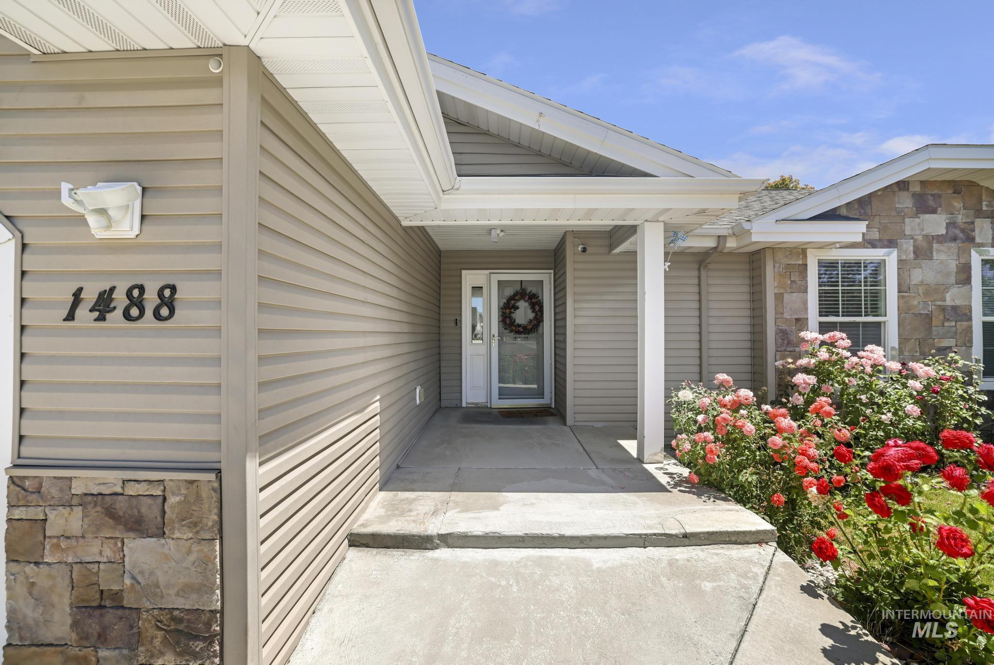 1488 Northern Pine Drive Property Photo 3