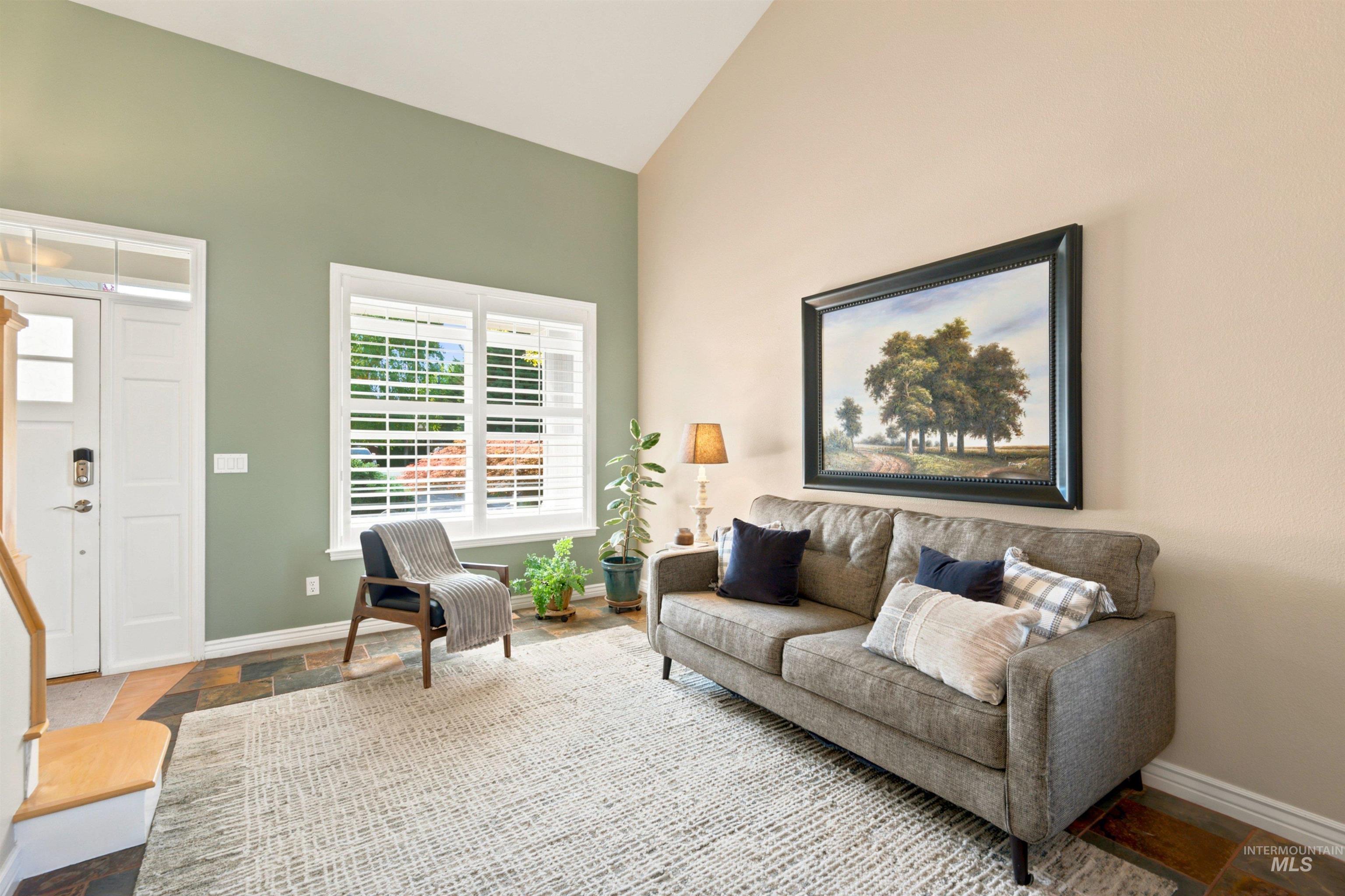 2468 E Heathfield Court Property Photo 4