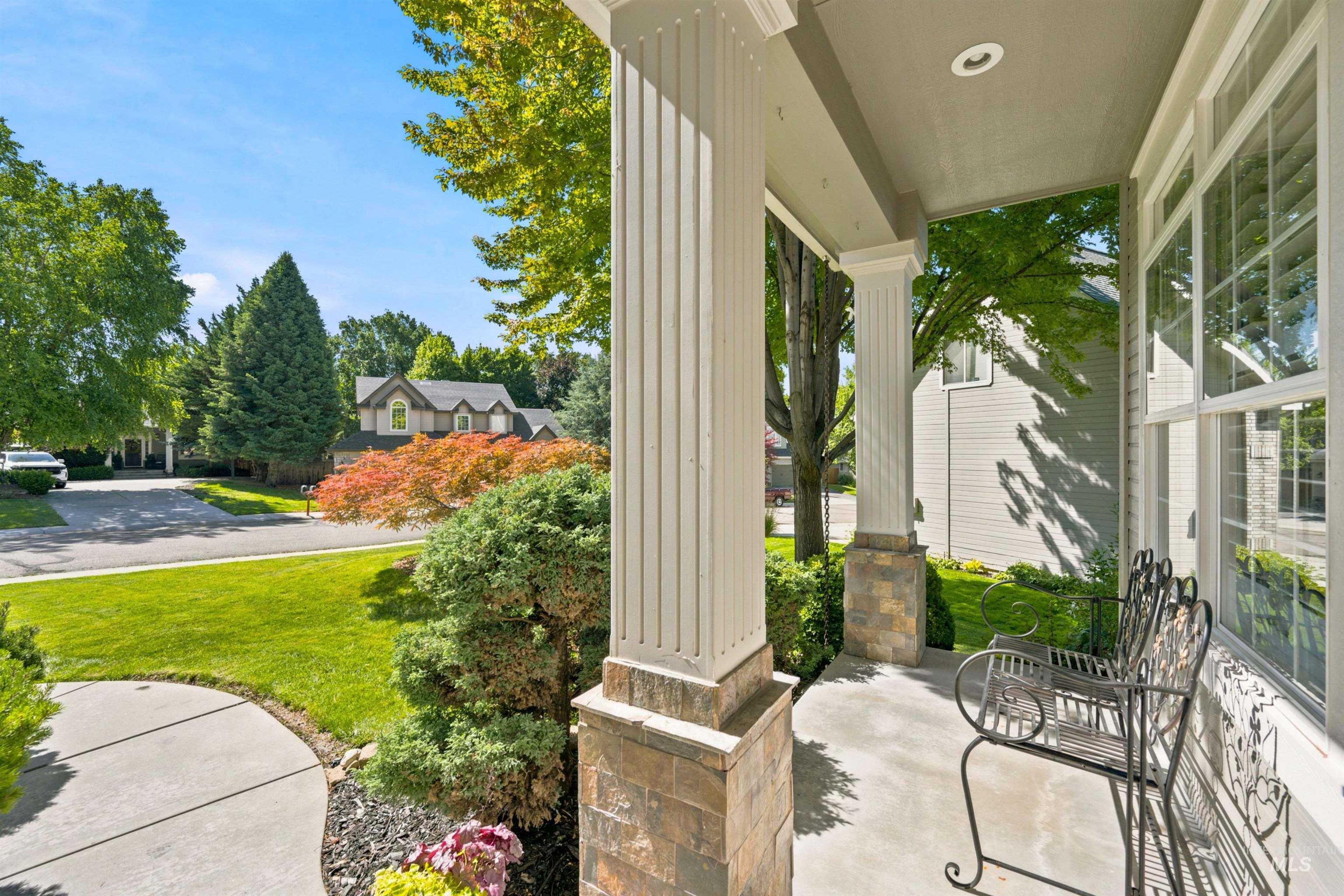 2468 E Heathfield Court Property Photo 10