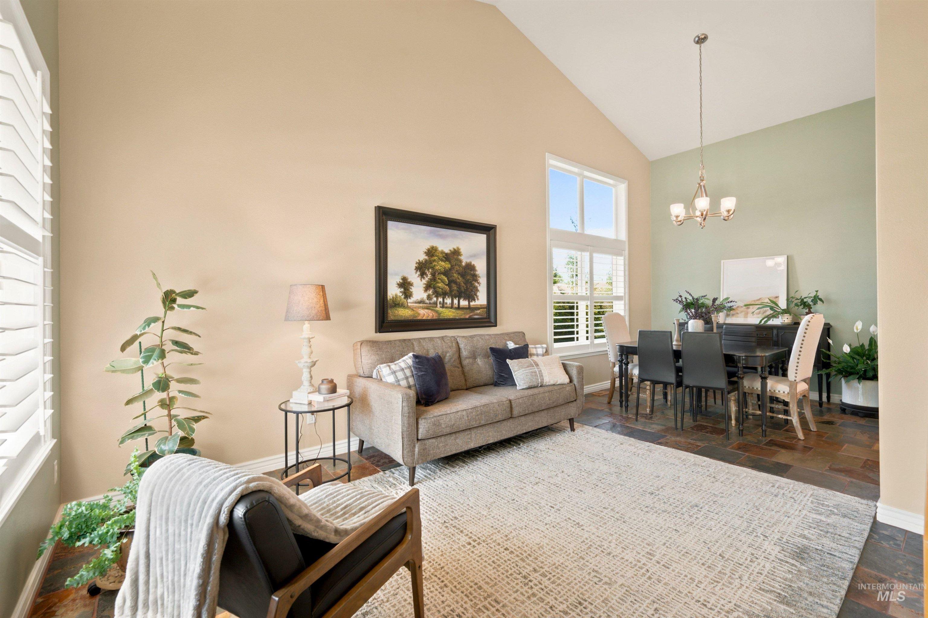 2468 E Heathfield Court Property Photo 11