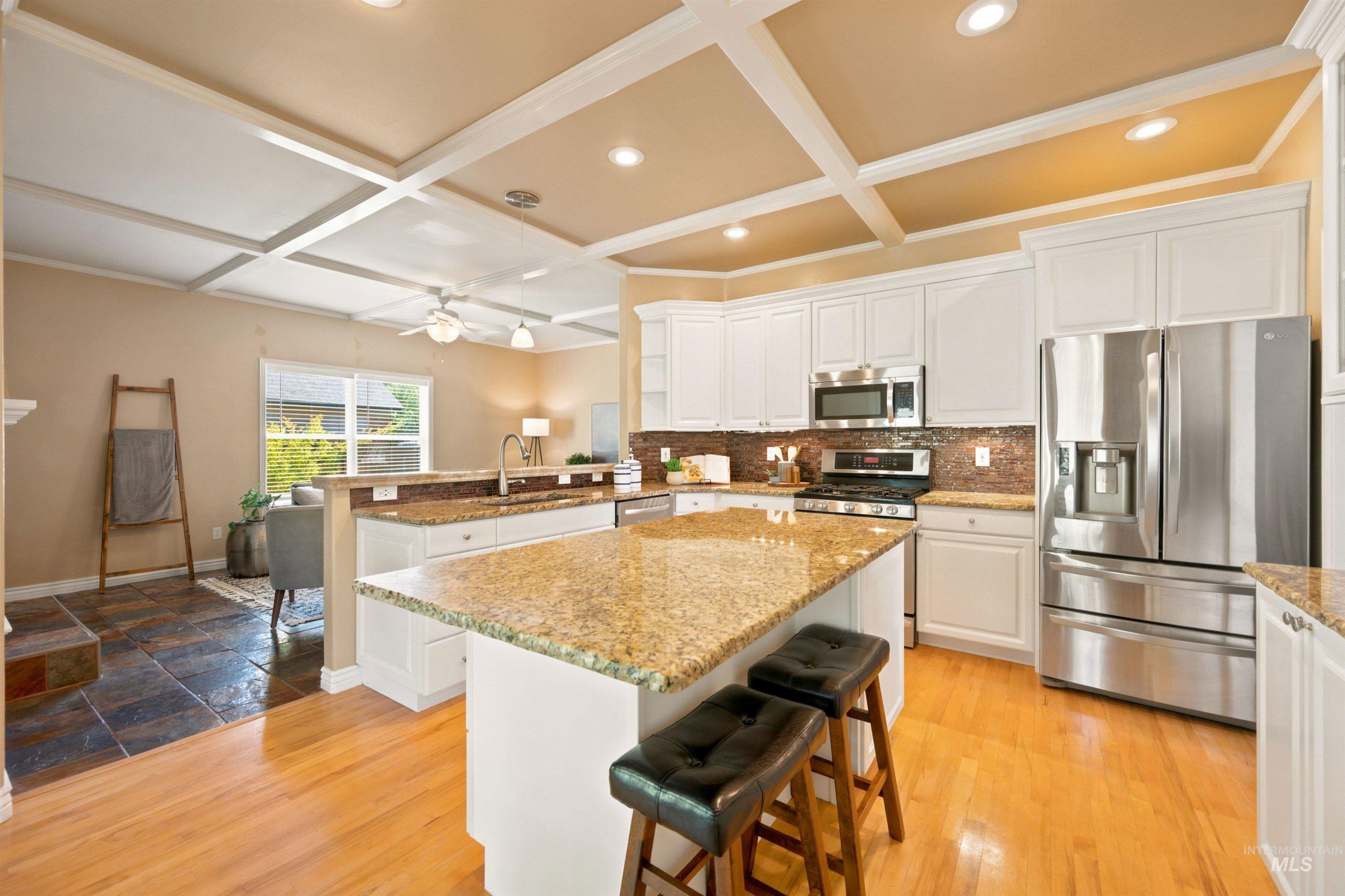 2468 E Heathfield Court Property Photo 15