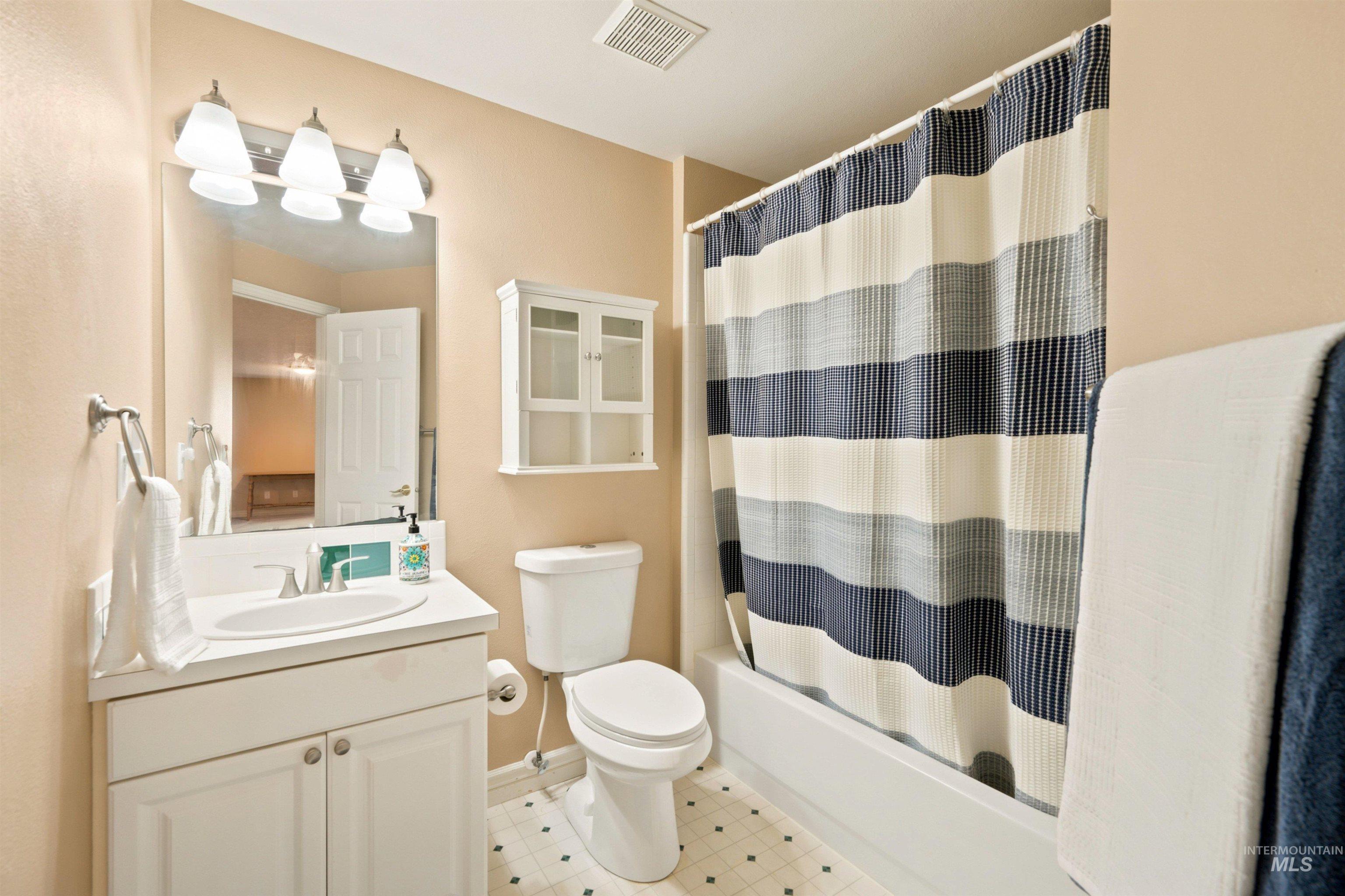 2468 E Heathfield Court Property Photo 35