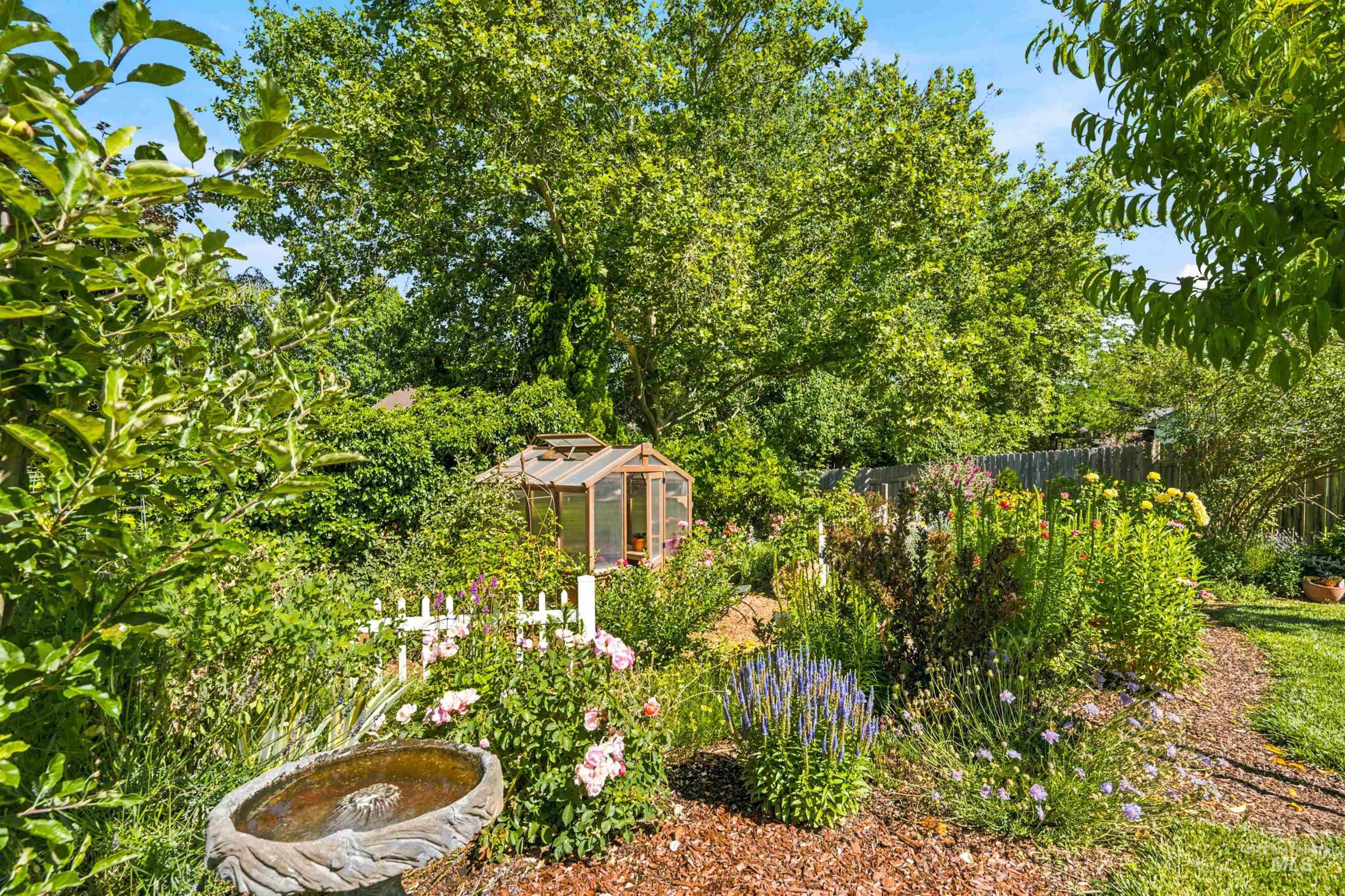 2468 E Heathfield Court Property Photo 41
