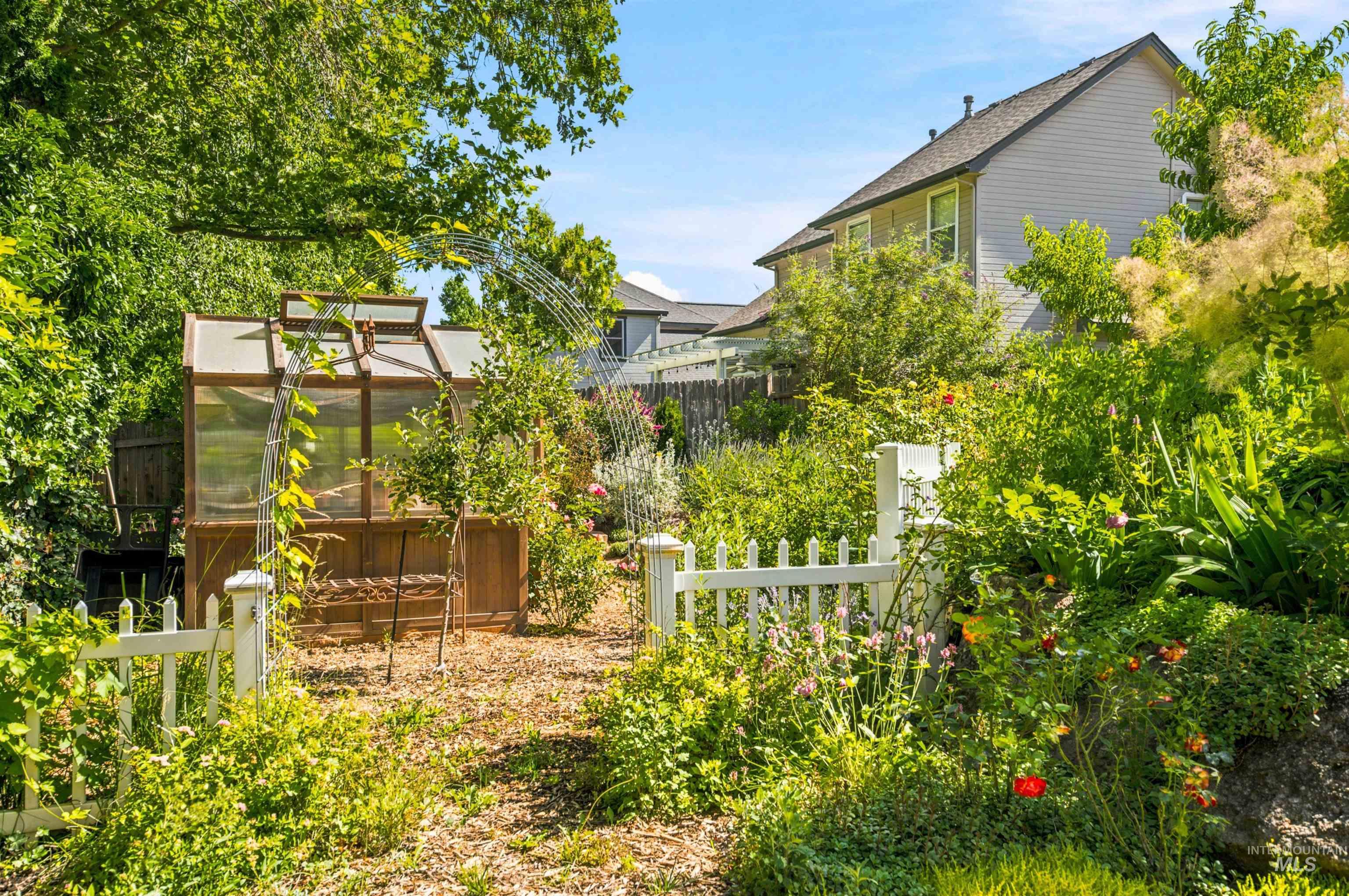 2468 E Heathfield Court Property Photo 44