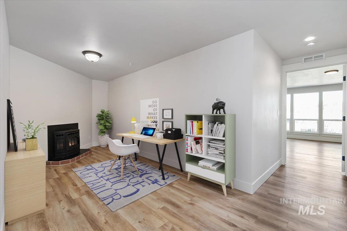 3040 N Duane Dr Property Photo 17