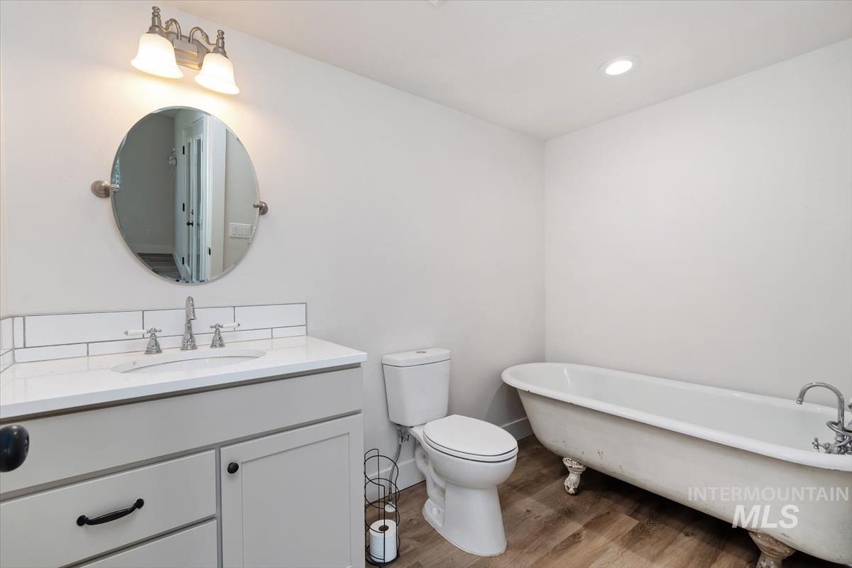 3040 N Duane Dr Property Photo 28