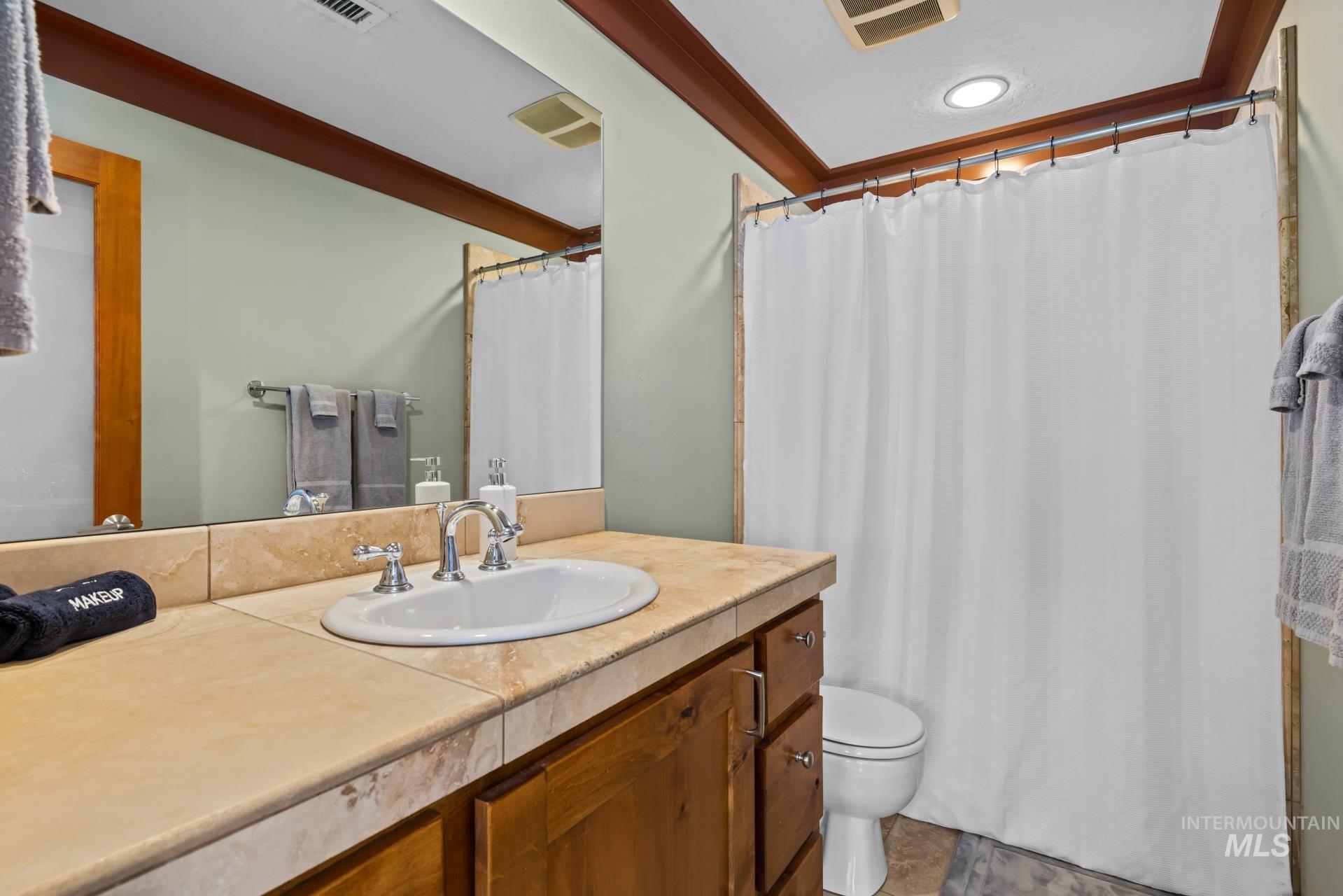 2105 N 33rd Property Photo 33