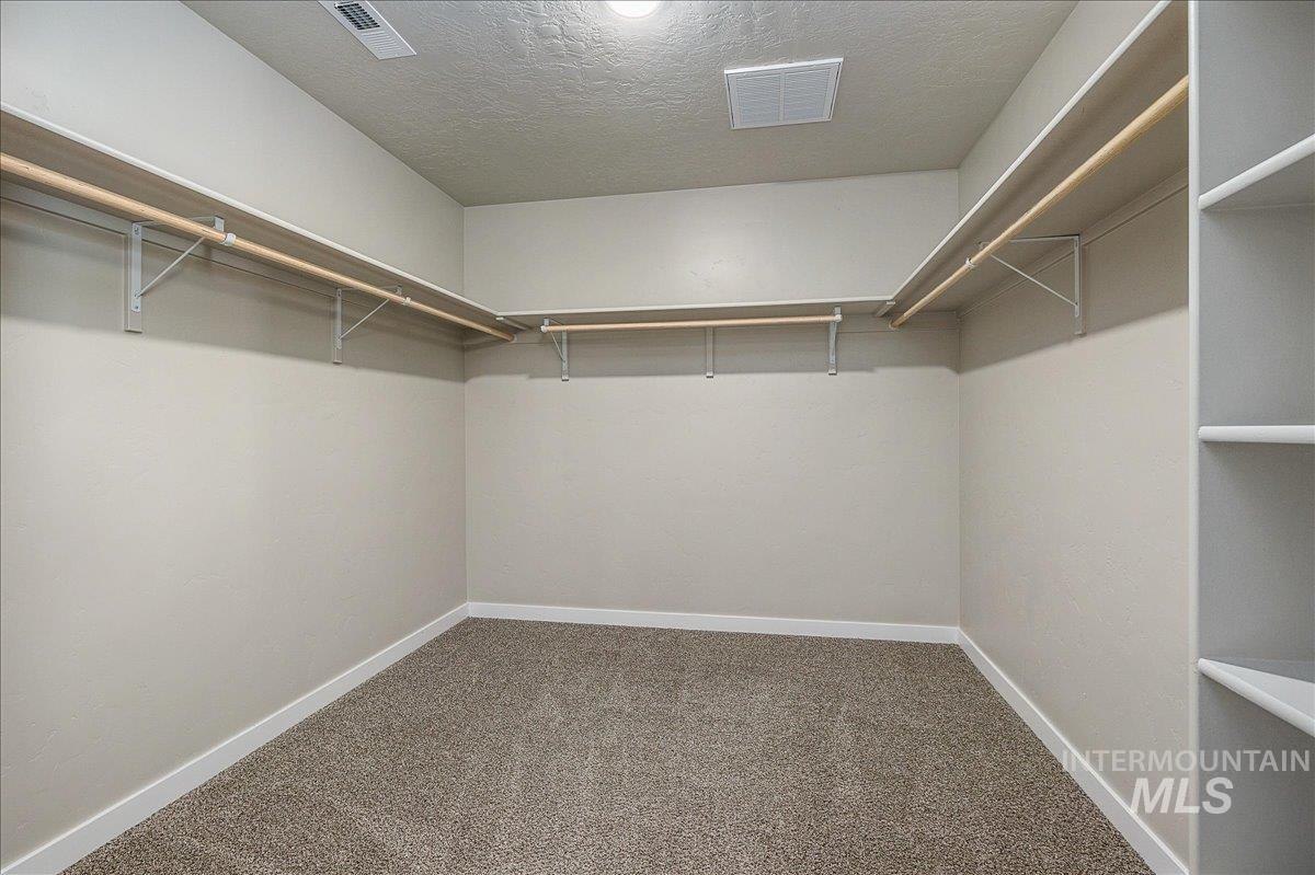 7482 E Edison St Property Photo 23