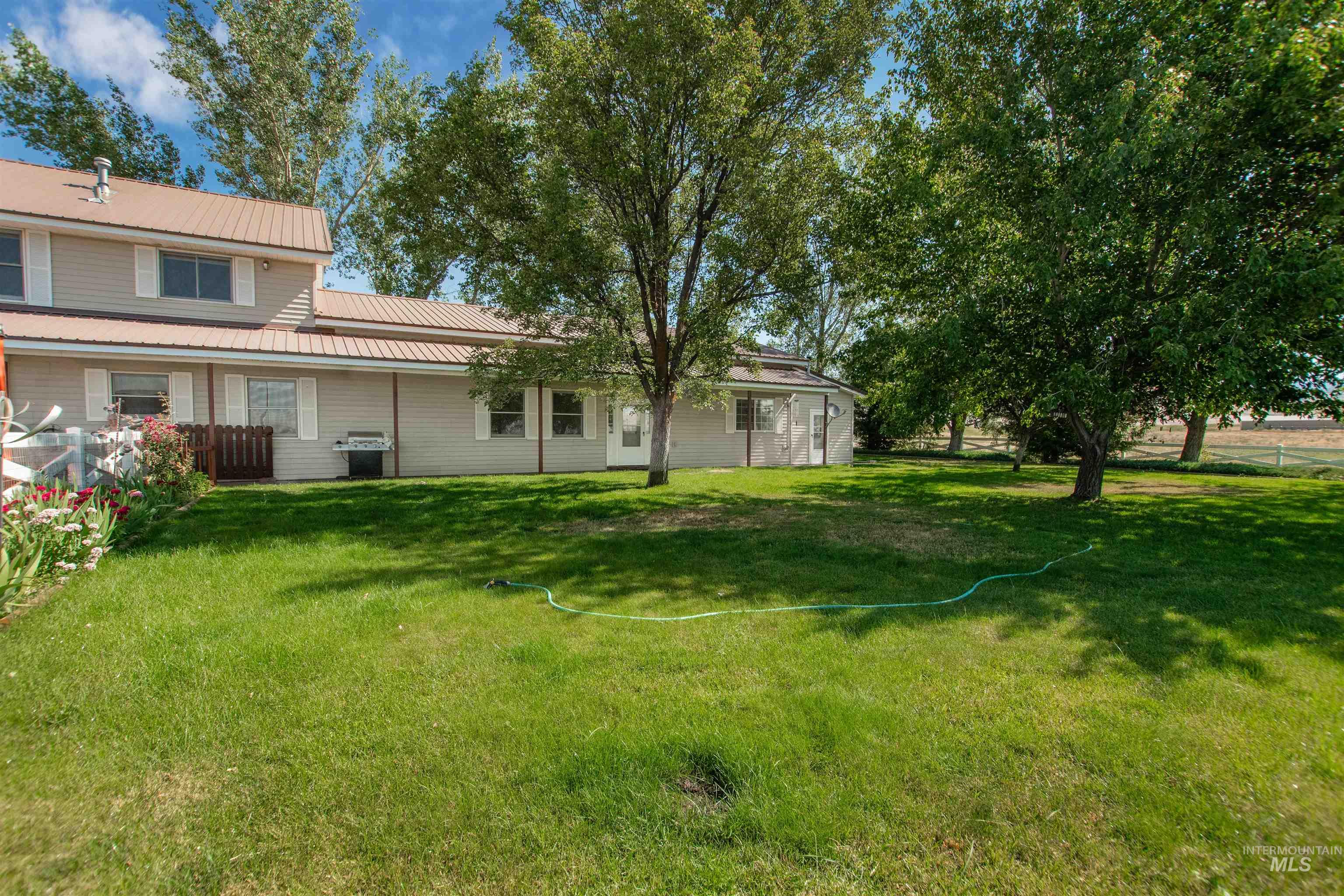 2270 Kilborn Lane Property Photo 3