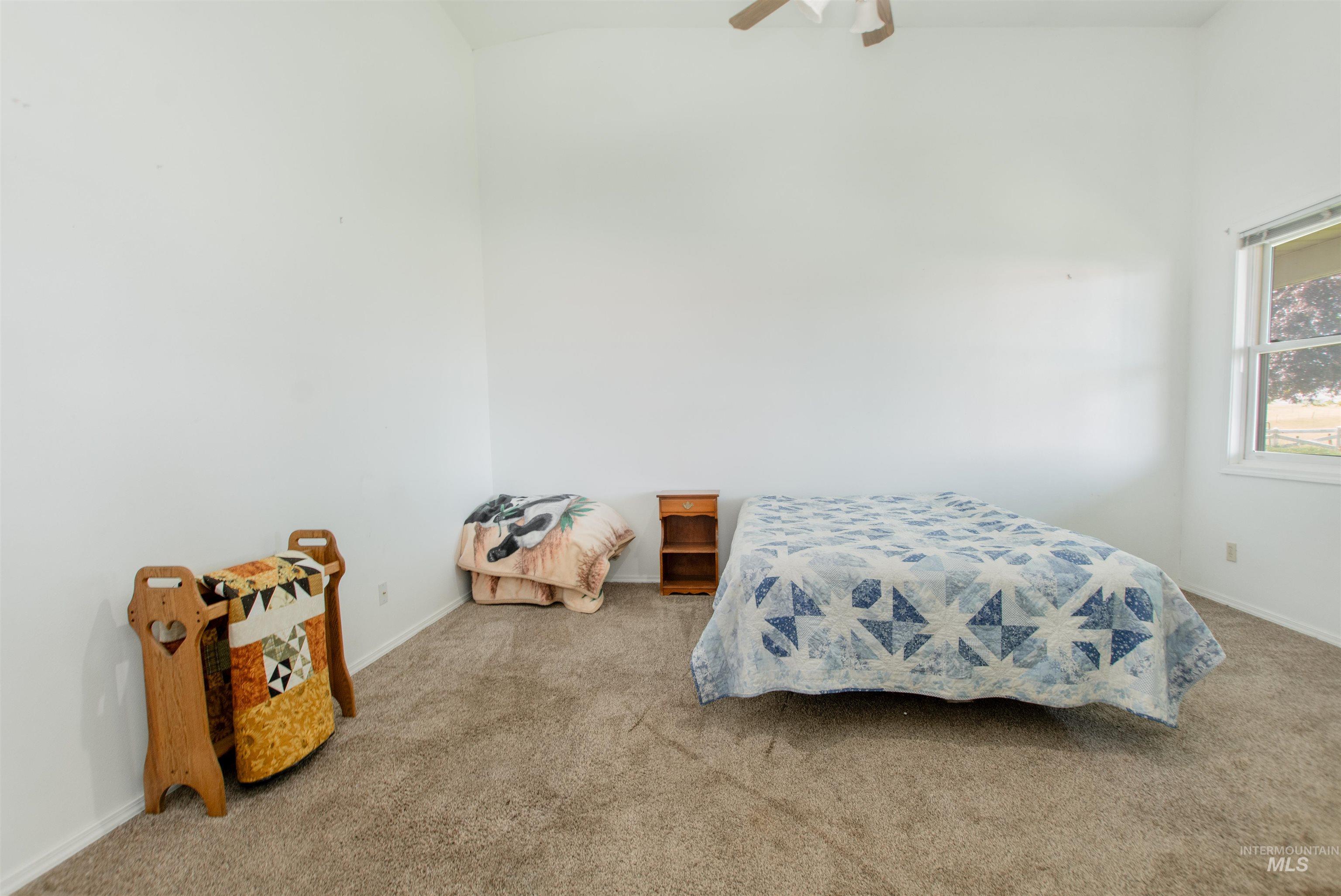 2270 Kilborn Lane Property Photo 11