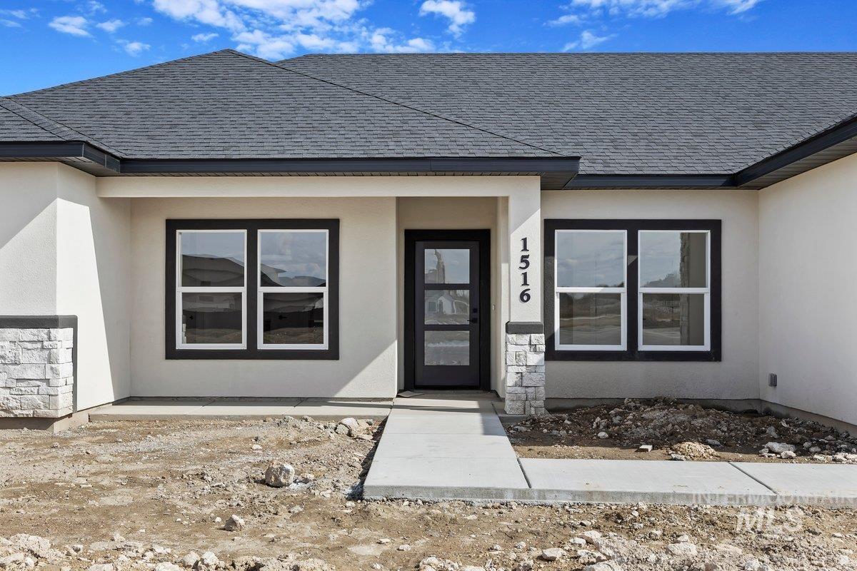 1516 Tule Dr. Property Photo 3