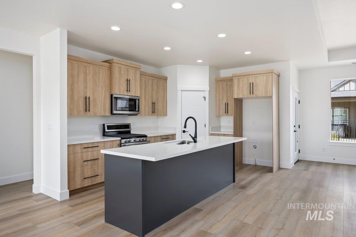 1516 Tule Dr. Property Photo 11