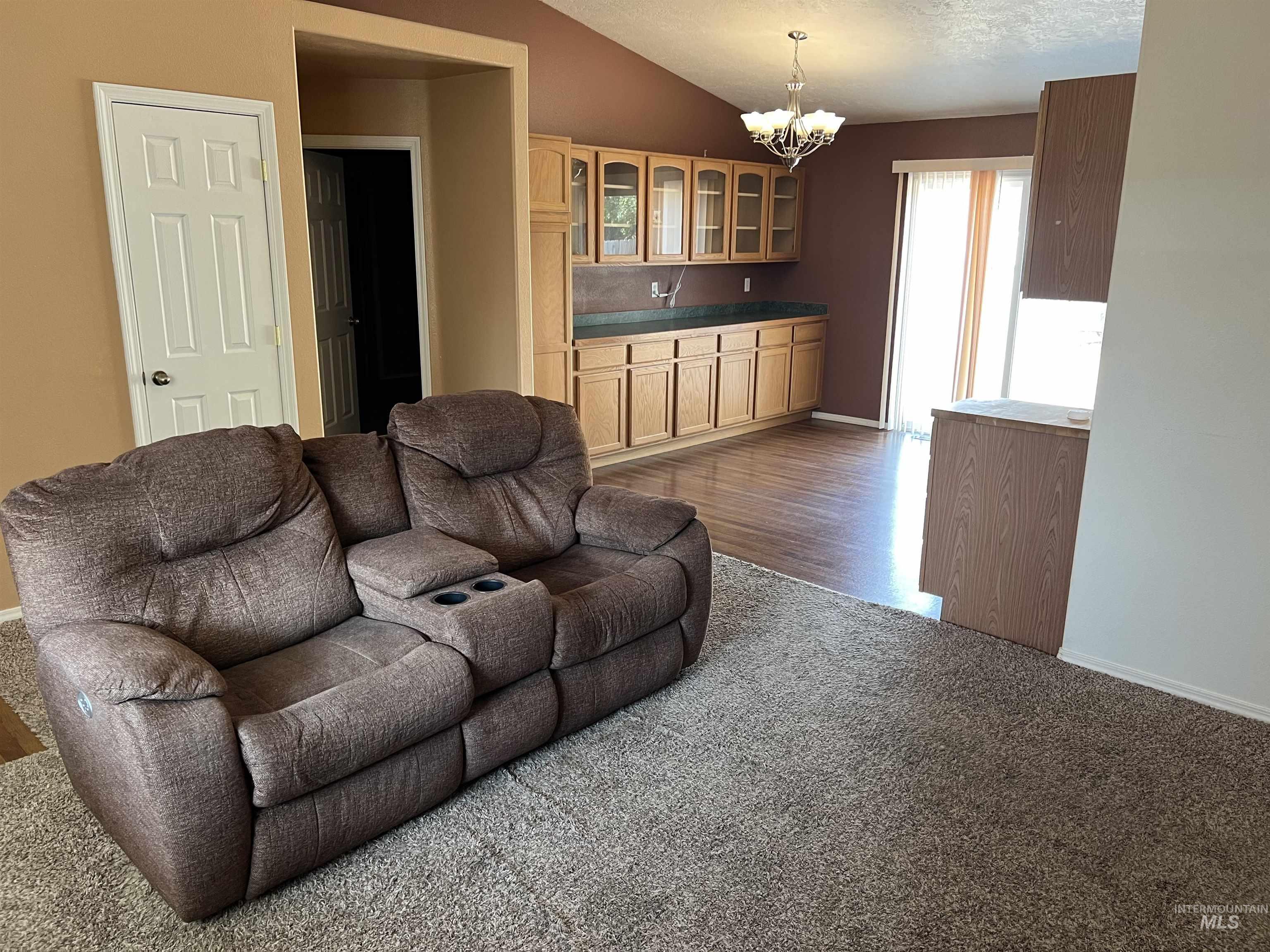 1463 Wrangler Property Photo 3