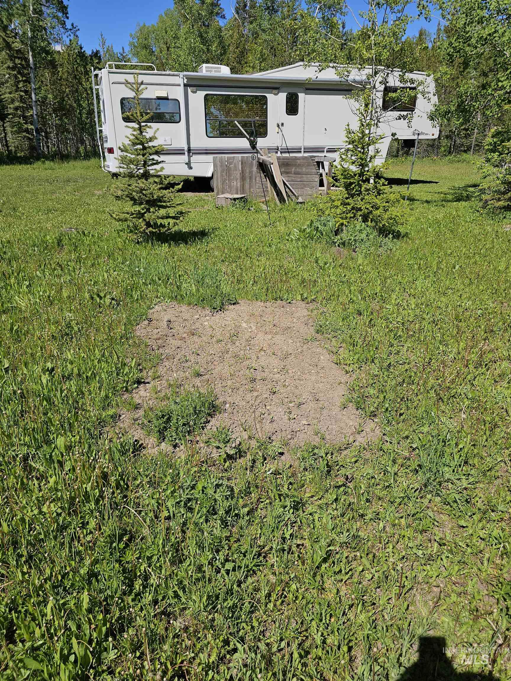 4148 Lariat Way Property Photo 5