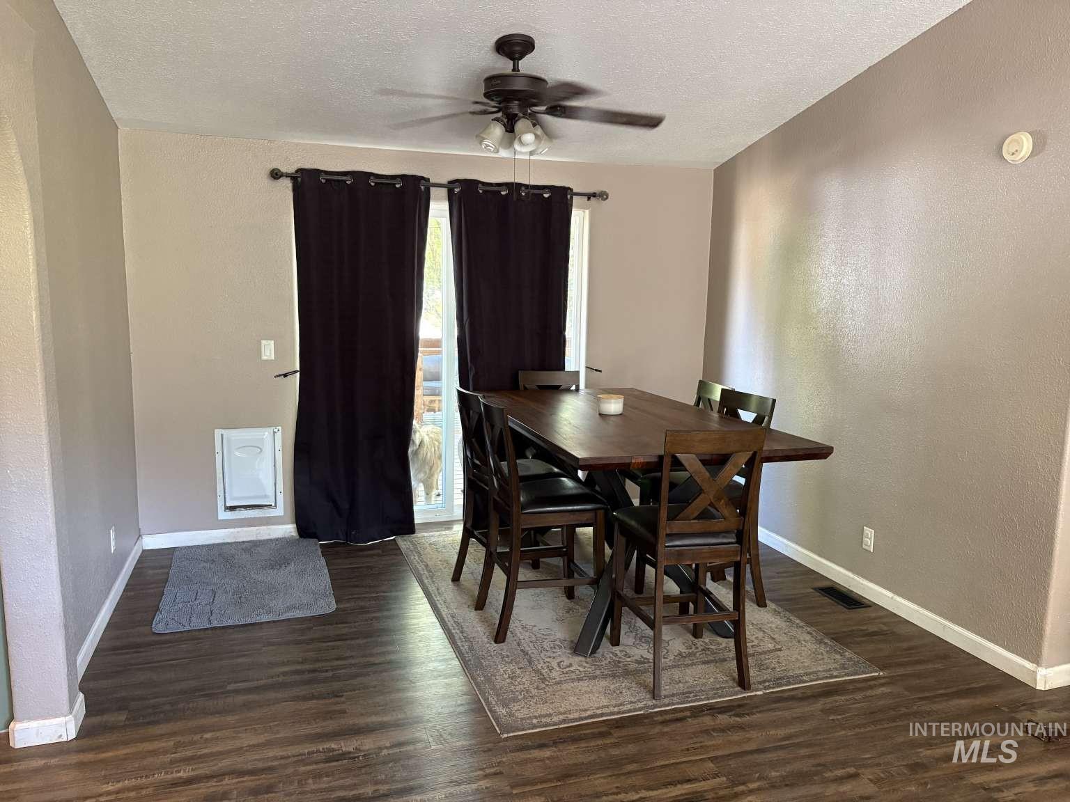 12657 Indio Ave Property Photo 8