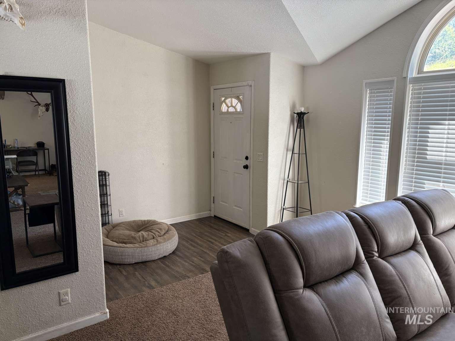12657 Indio Ave Property Photo 9