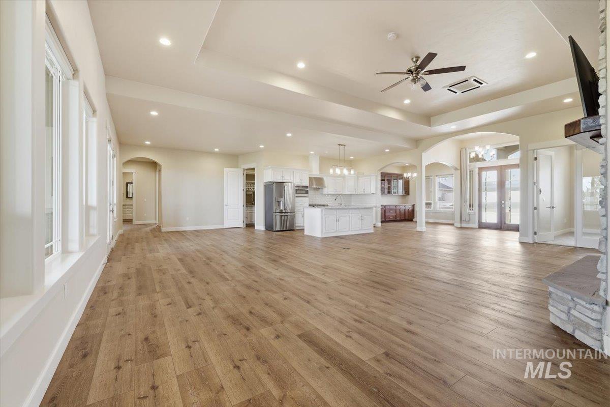 11274 W Royal Ridge Ct Property Photo 12