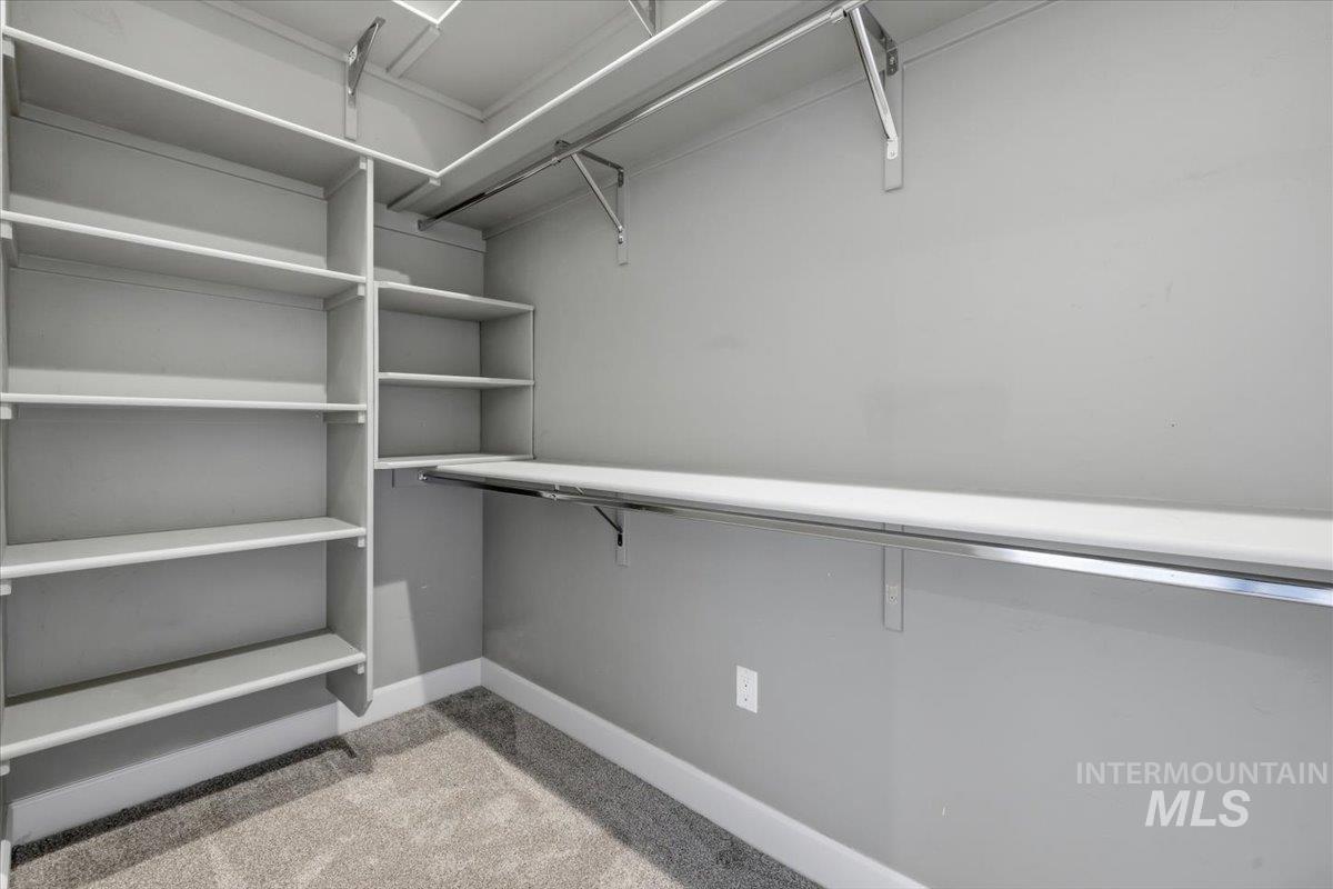 11274 W Royal Ridge Ct Property Photo 29