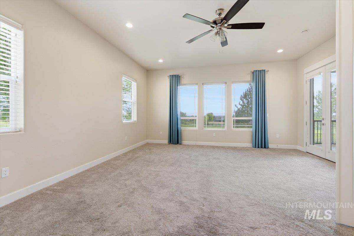 11274 W Royal Ridge Ct Property Photo 37