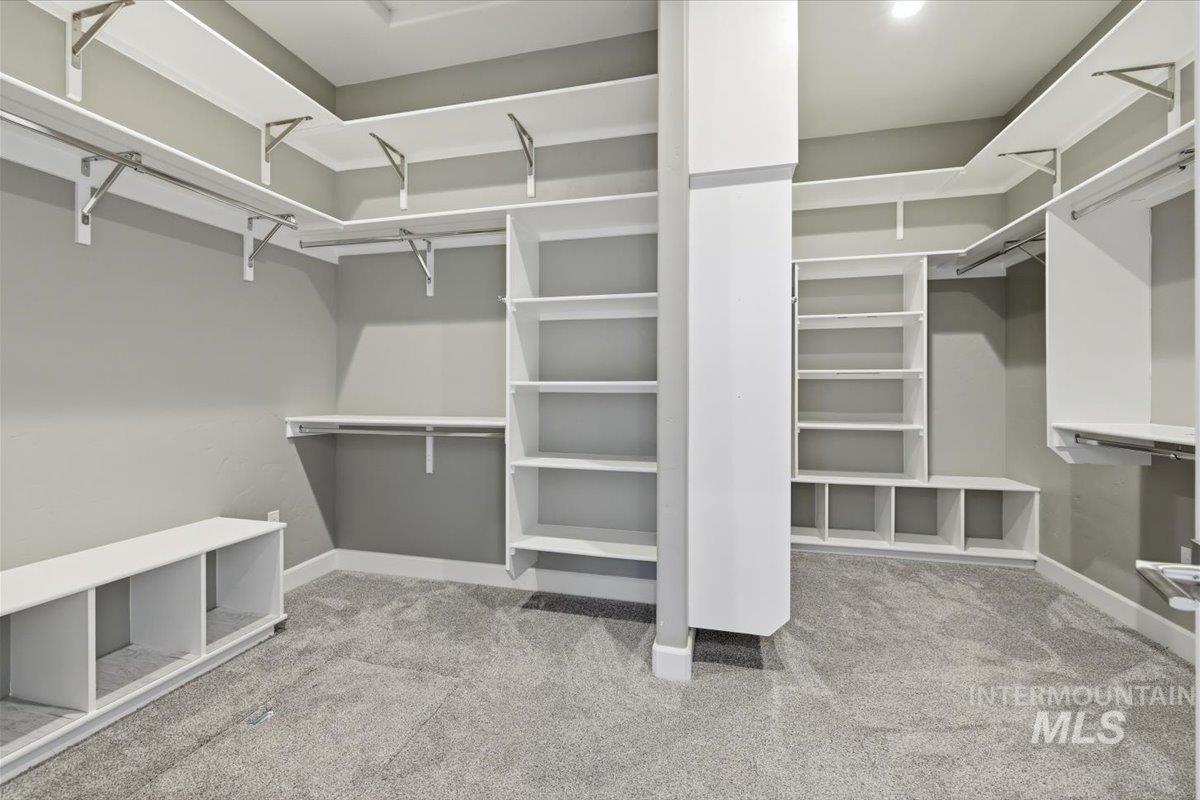 11274 W Royal Ridge Ct Property Photo 40