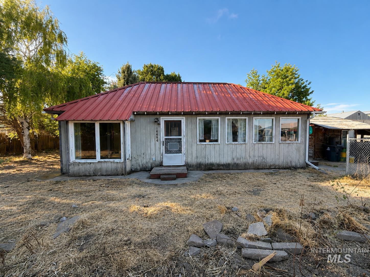 16434 Pride Ln Property Photo 1